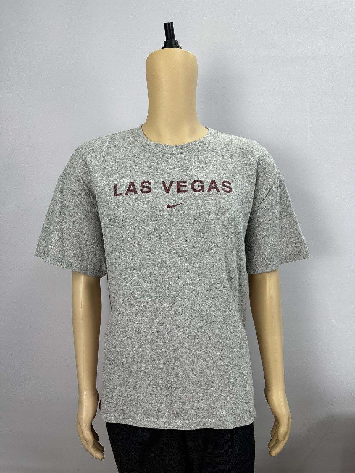 Nike Nike Las Vegas Center Logo Vintage Tshirt A599 Size US XL / EU 56 / 4 - 1 Thumbnail