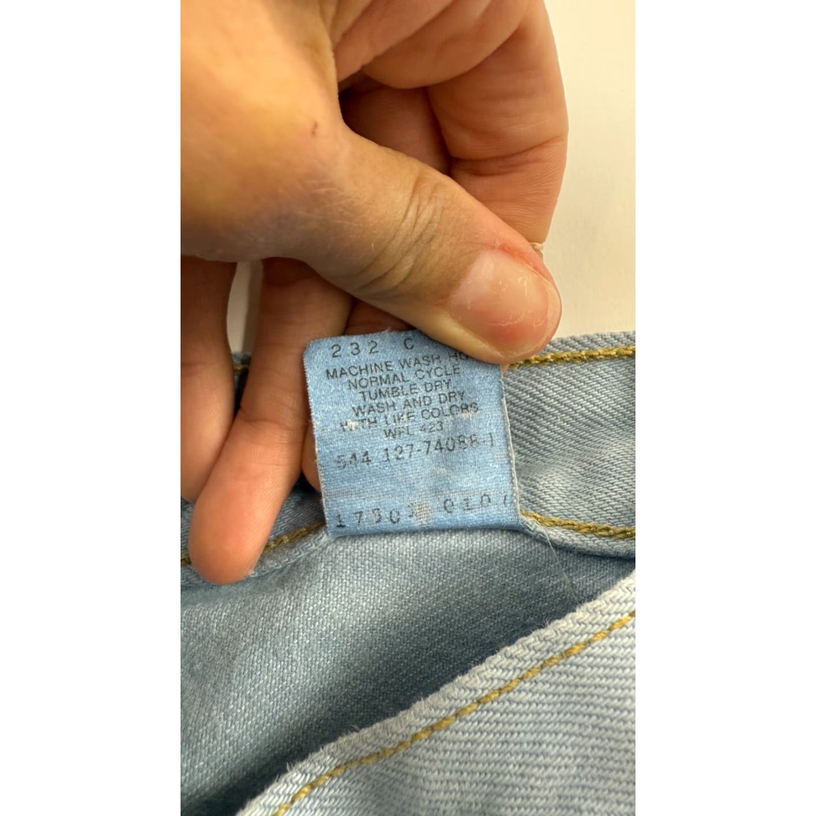 Levi's VINTAGE Levi's Jeans Womens Blue High Rise Straight Leg Raw Hem Paper Tag Red Size 27" / US 4 / IT 40 - 5 Thumbnail