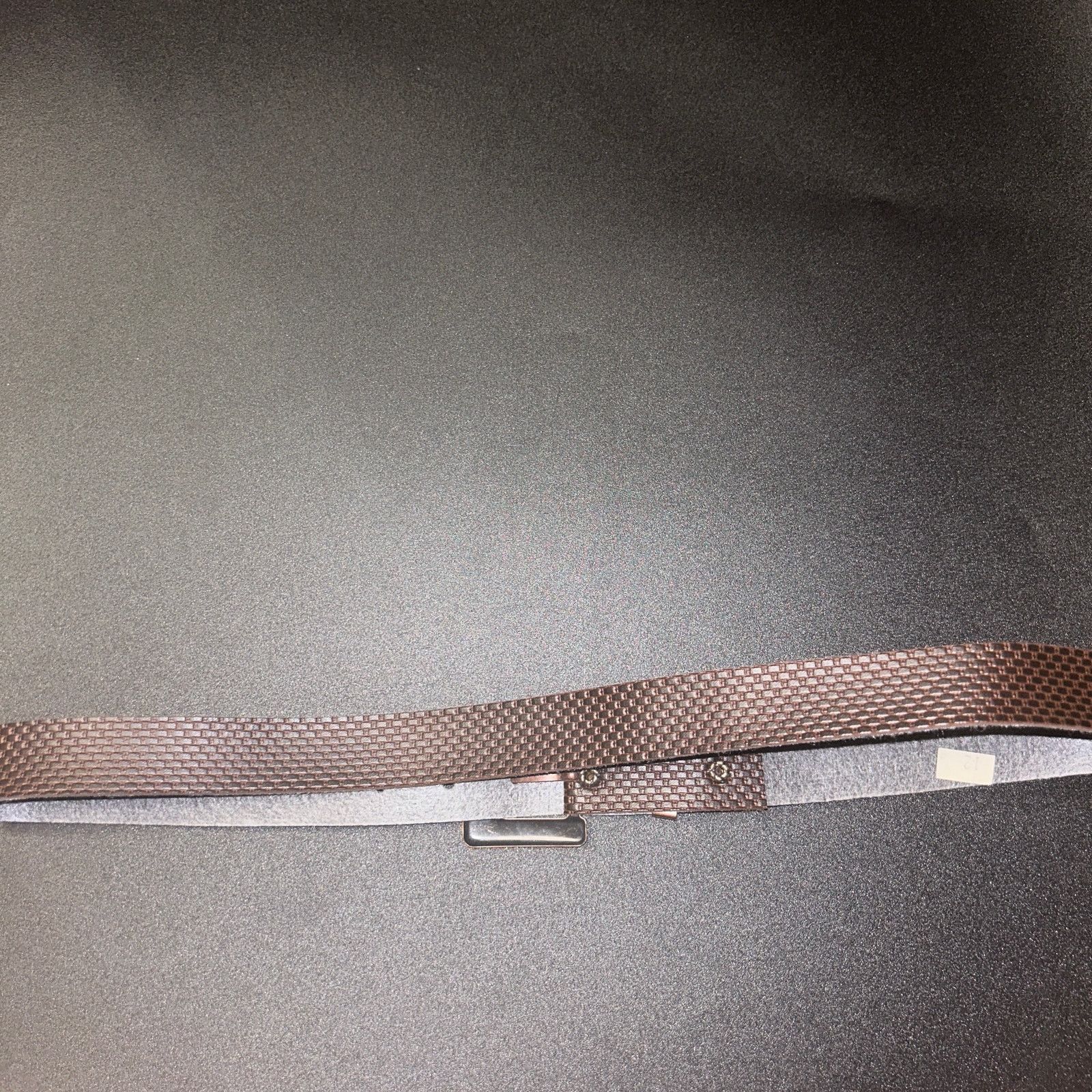 Other Chic Brown Textured Faux Leather Adjustable Belt Size 8 Size ONE SIZE - 4 Thumbnail