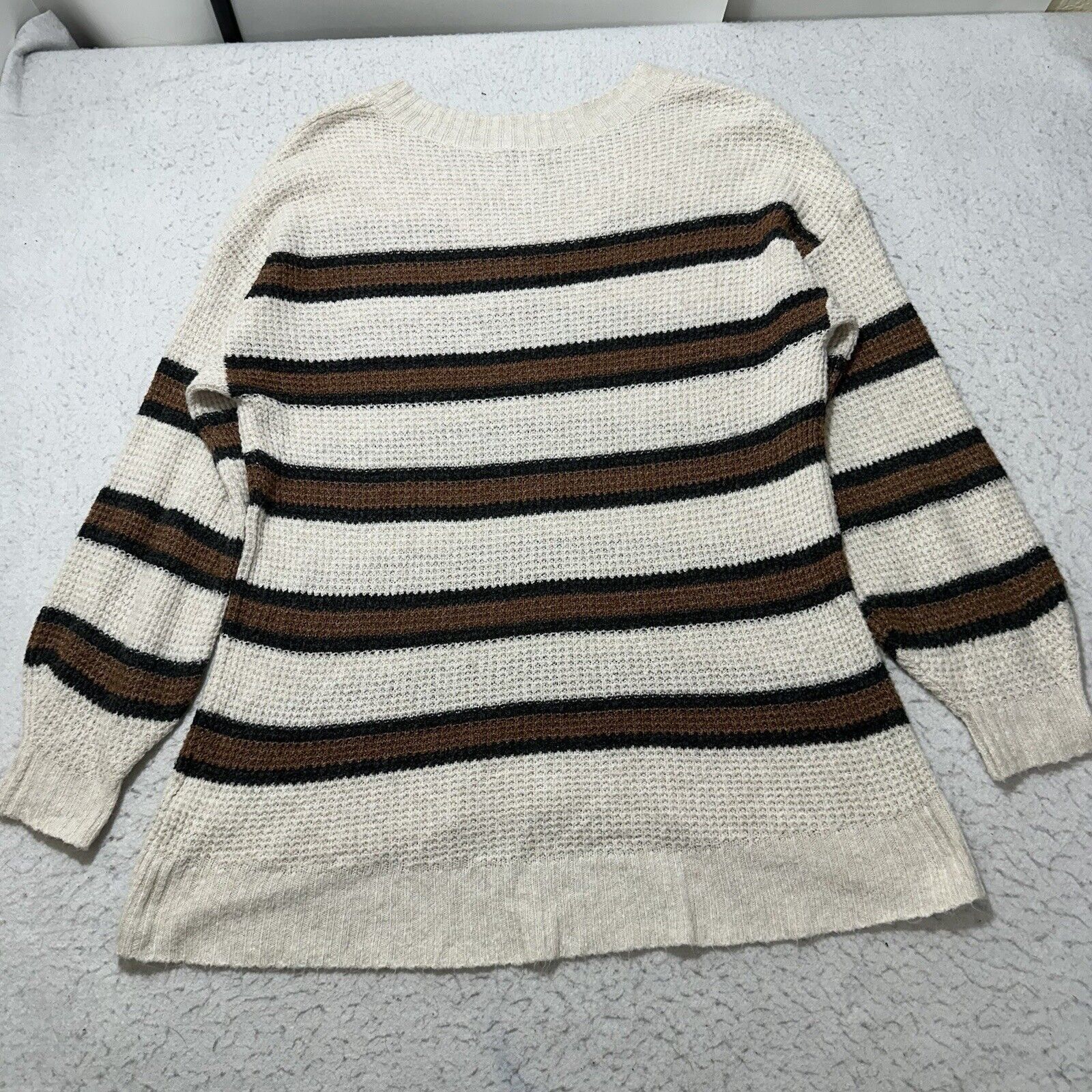 American Eagle Outfitters American Eagle Small Oversized V-Neck Cream Brown Sweater Size S / US 4 / IT 40 - 11 Thumbnail