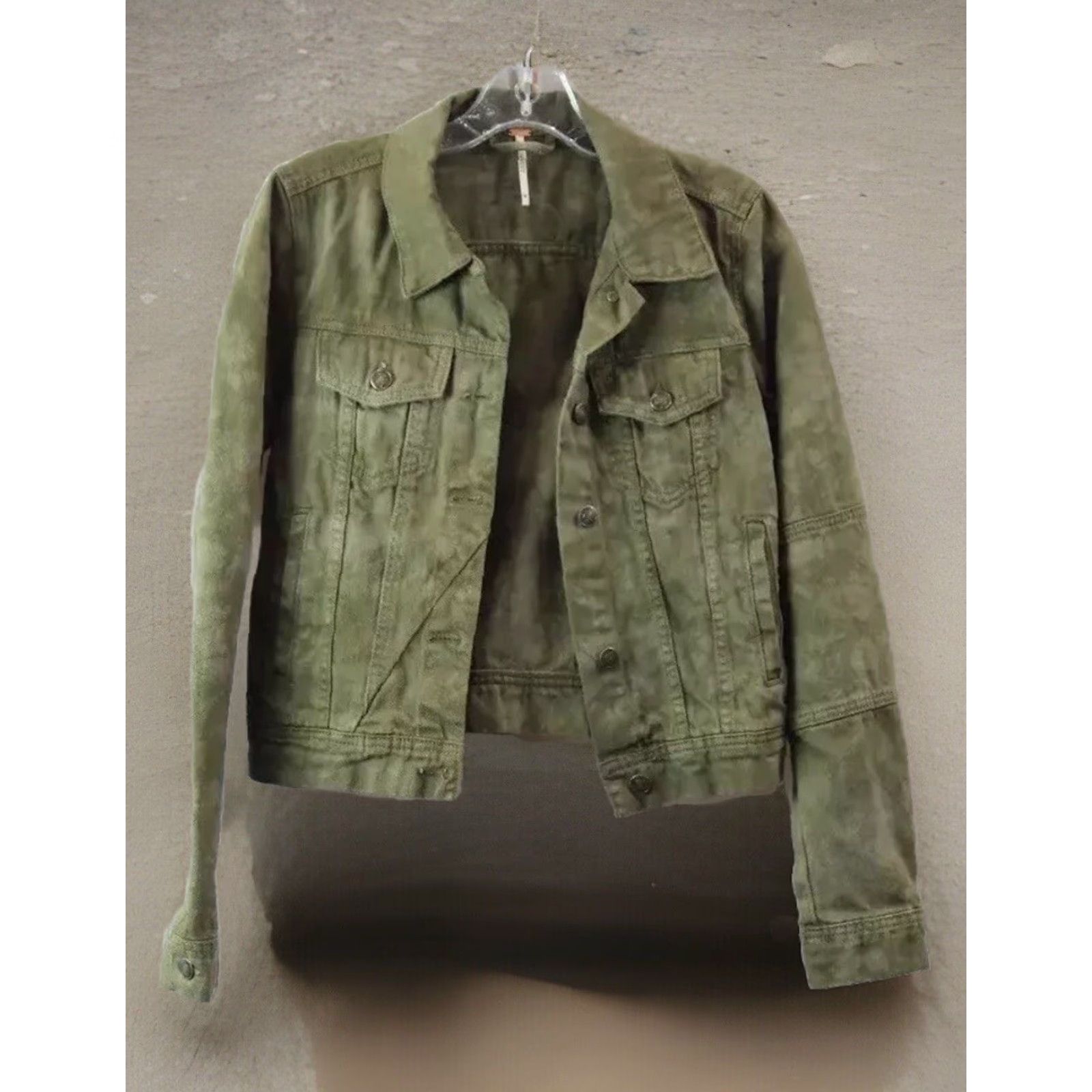 Free People Womens Free People Army Military Faded Green 100% Cotton ButtonUp Jacket XS XS Green Army Women Jacket 100% Cotton Button-Up Size XS / US 0-2 / IT 36-38 - 2 Thumbnail