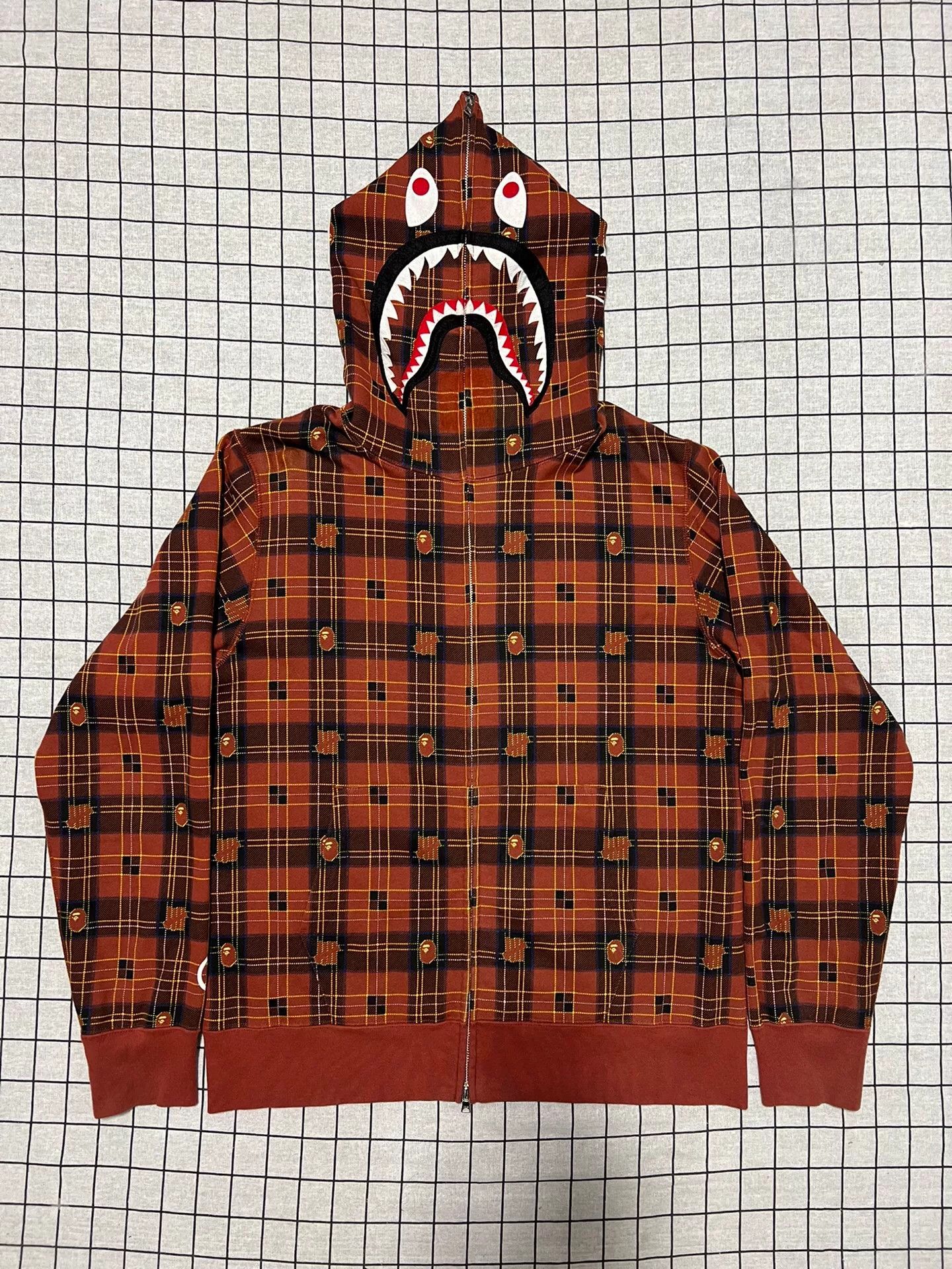 Bape Bape Collab Shark Multi Hoodie xl Men Size US XL / EU 56 / 4 - 1 Thumbnail