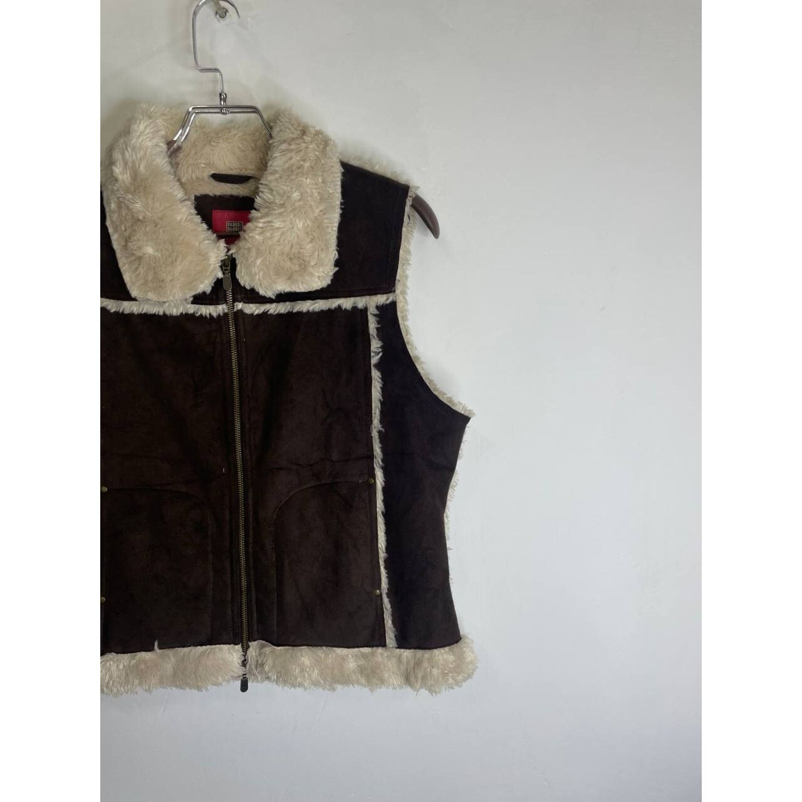 Japanese Brand Vintage Brown Faux Shearling Zip Vest Sherpa Lined Outerwear Size M / US 6-8 / IT 42-44 - 3 Thumbnail
