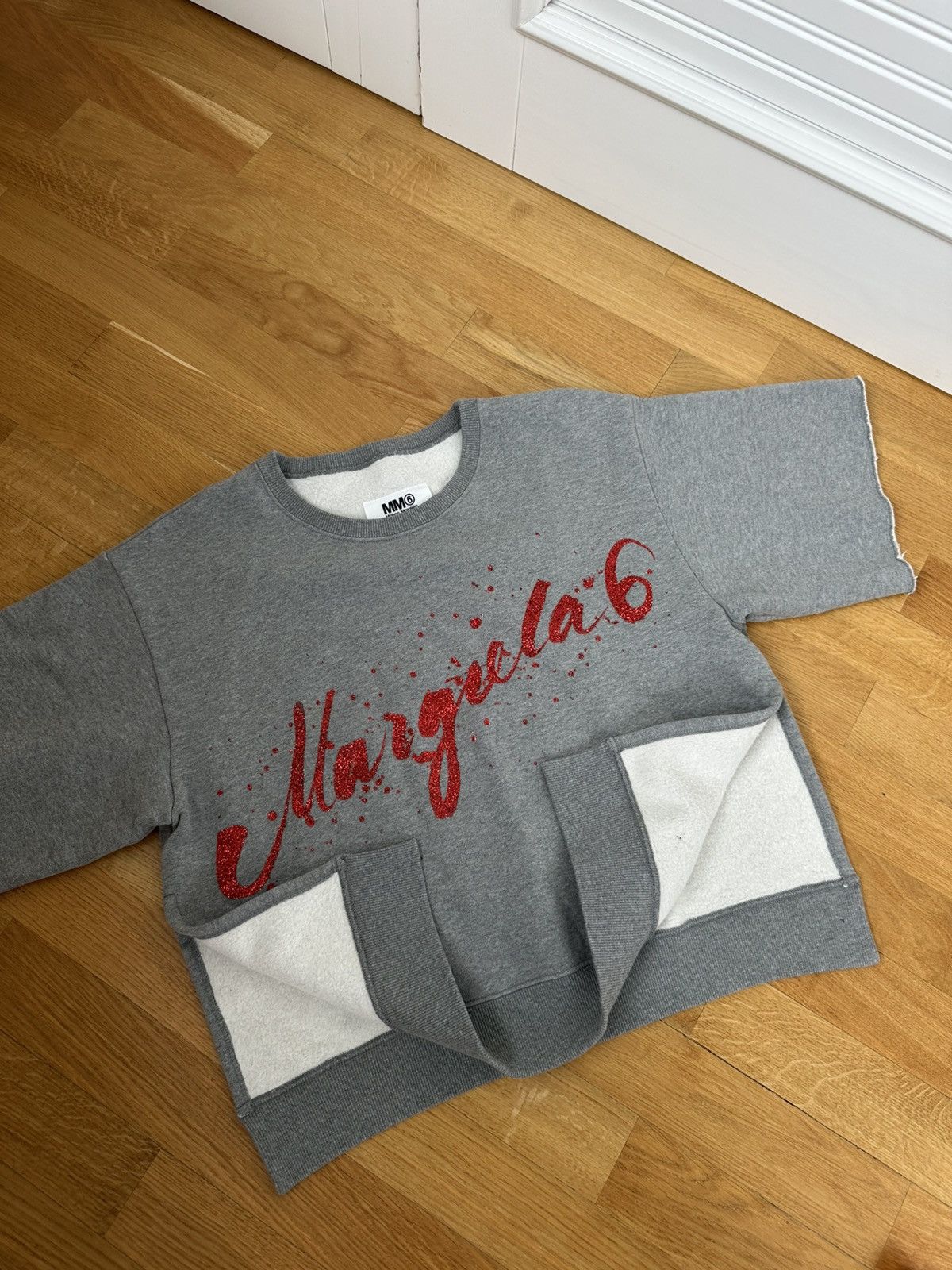 Maison Margiela Vintage Maison Margiela Paris MM6 Sweatshirt Centre Logo Fit Size S / US 4 / IT 40 - 7 Thumbnail