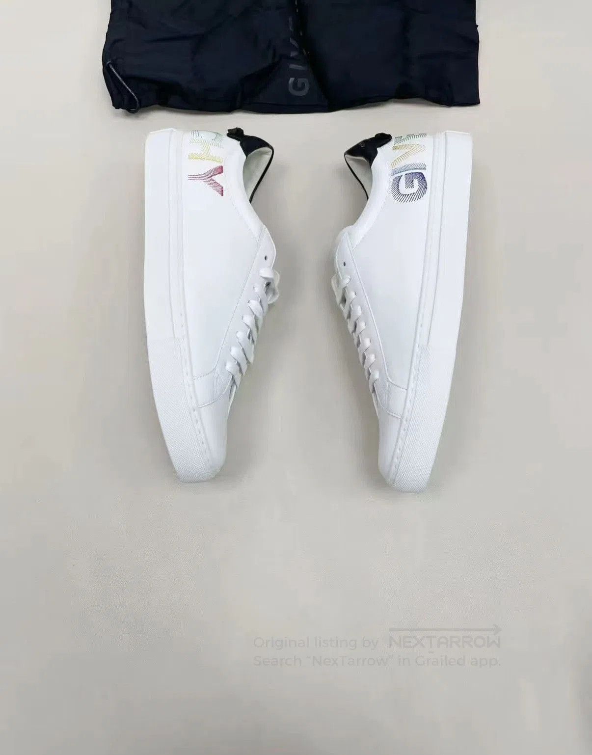 Givenchy White Low-Top Lace-Up Sneakers. Size US 9.5 / EU 42-43 - 2 Thumbnail