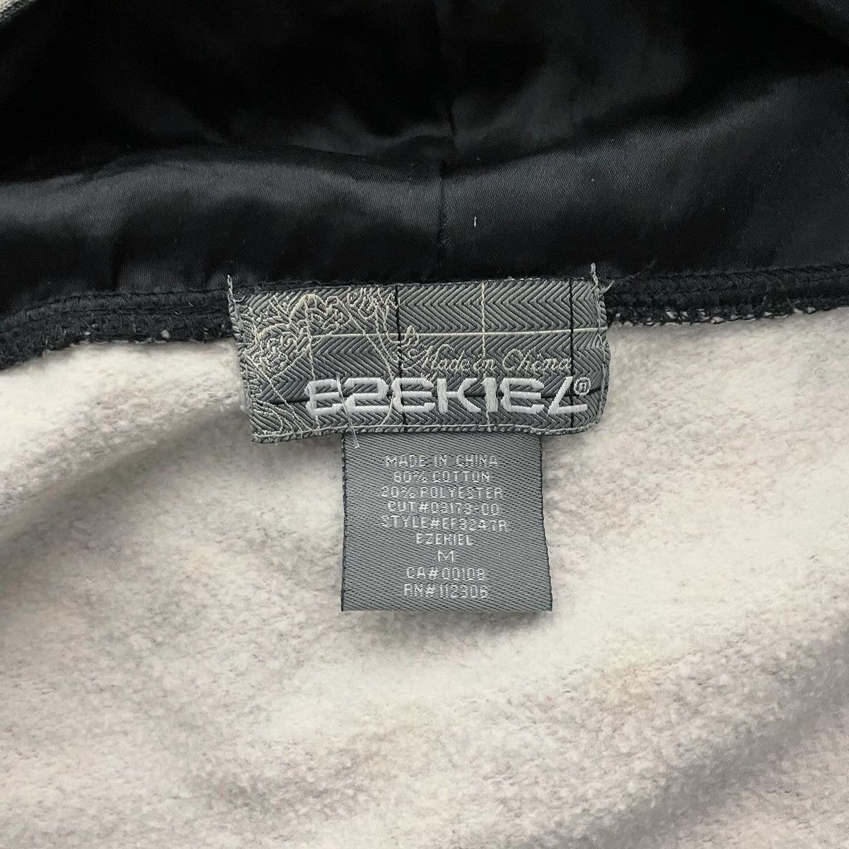 Japanese Brand × Vintage Y2K Ezekiel Affliction Style Grudge Zip Hoodie Bush print Size US M / EU 48-50 / 2 - 3 Thumbnail