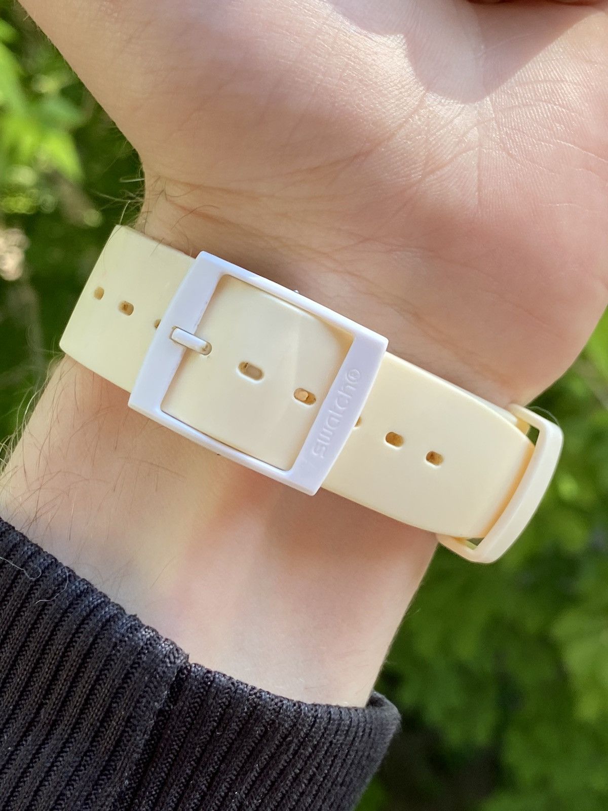 Japanese Brand × Jewelry × Vintage Vintage Swatch Watch White Strap Date Window 40mm Size ONE SIZE - 3 Thumbnail