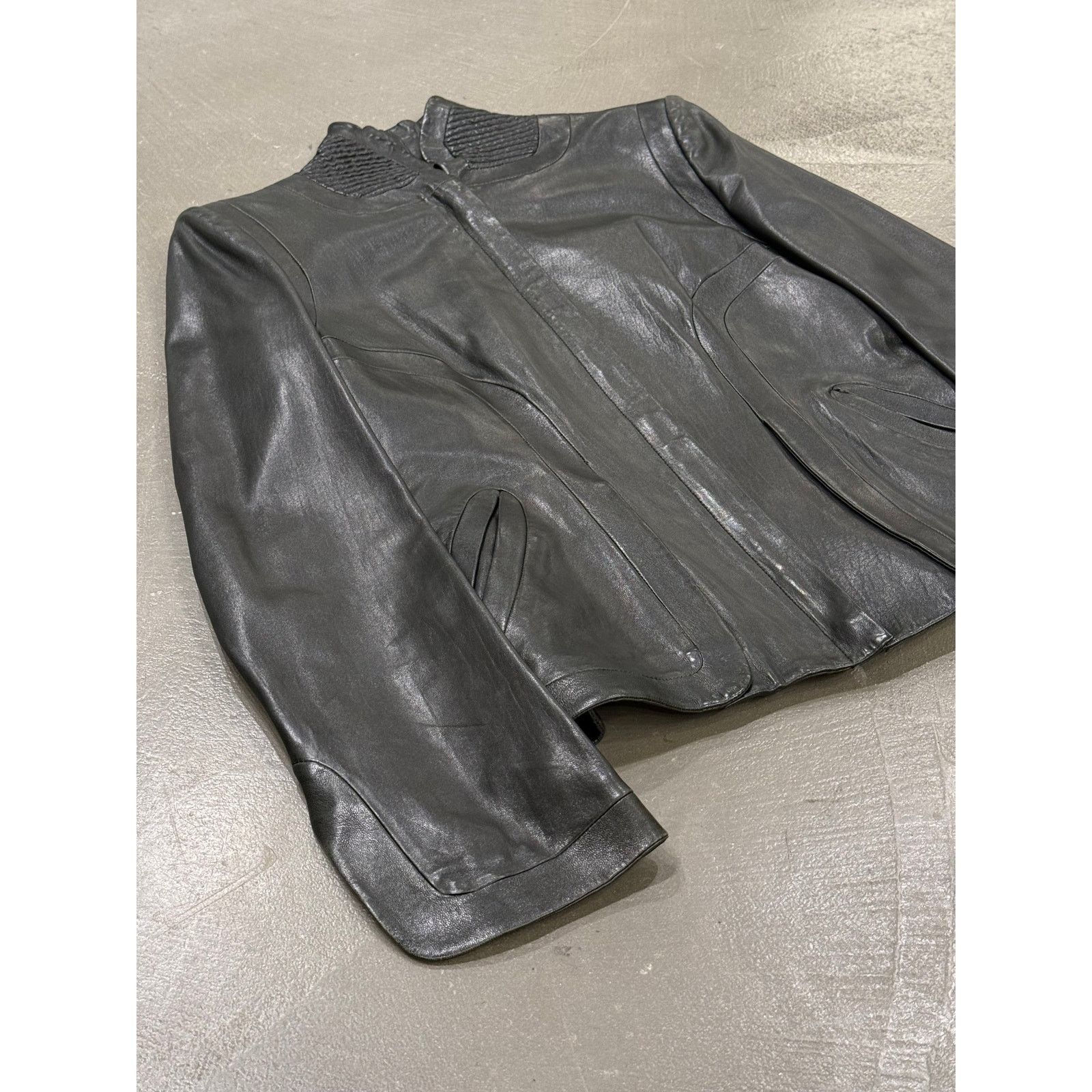 Alexander McQueen A/W2003 Alexander McQueen paneled biker leather jacket Size S / US 4 / IT 40 - 5 Thumbnail
