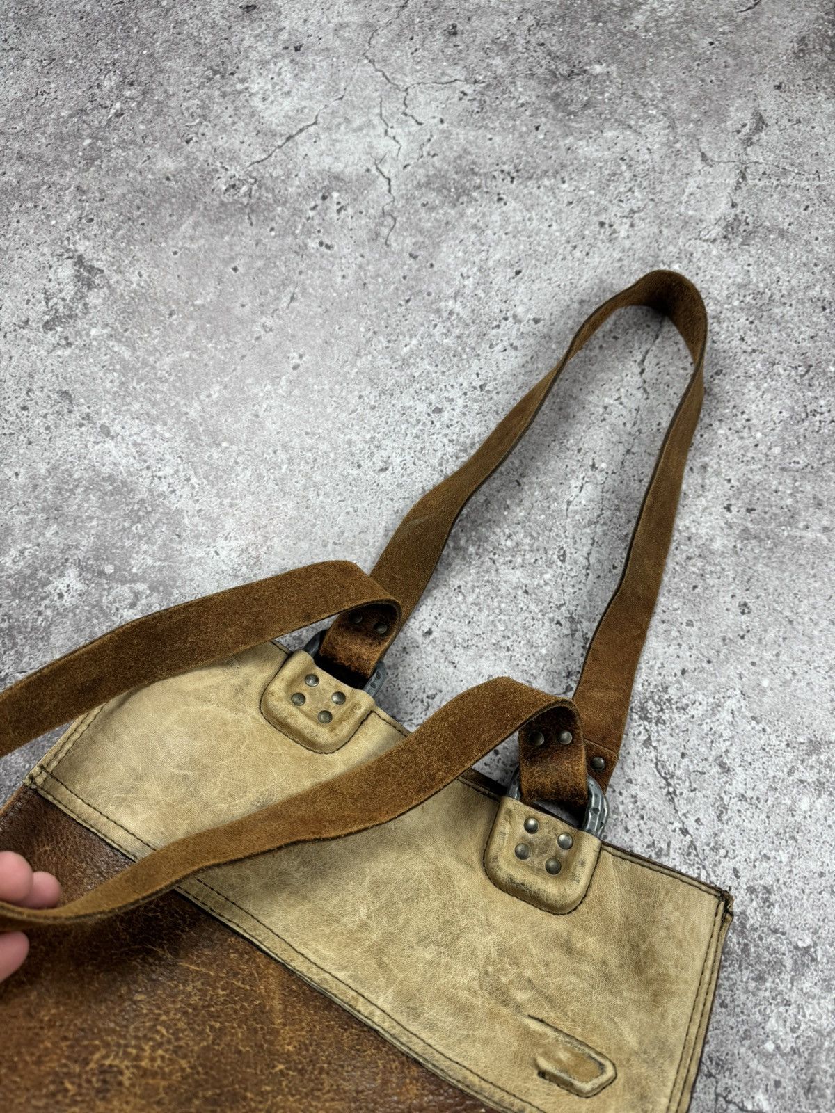 Diesel 🟤Vintage Brown Leather Diesel Shoulder bag Y2k Crossbody 🟤 Size ONE SIZE - 4 Thumbnail