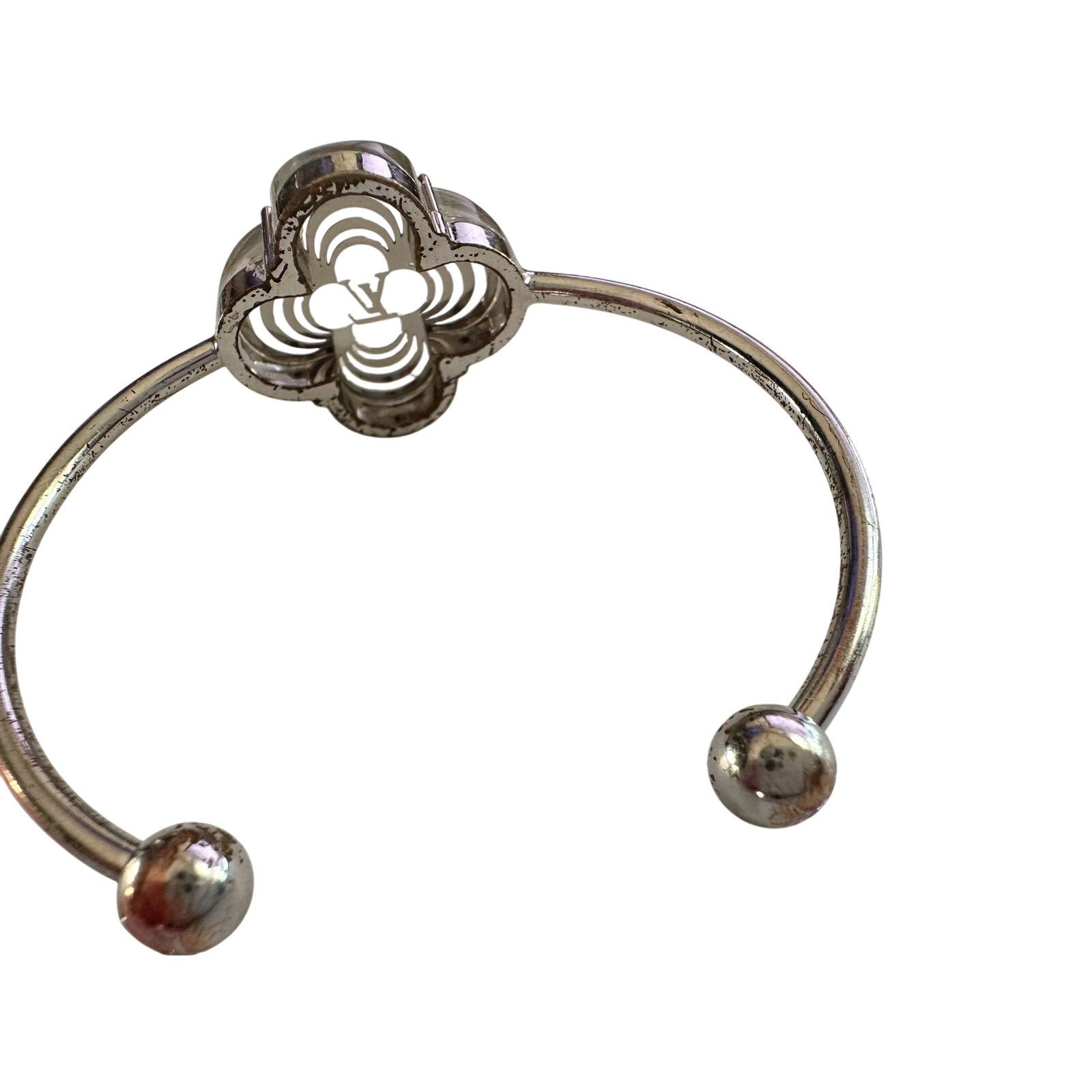 Louis Vuitton Louis Vuitton AlaFiorie Silver Bangle Bracelet Size ONE SIZE - 16 Thumbnail