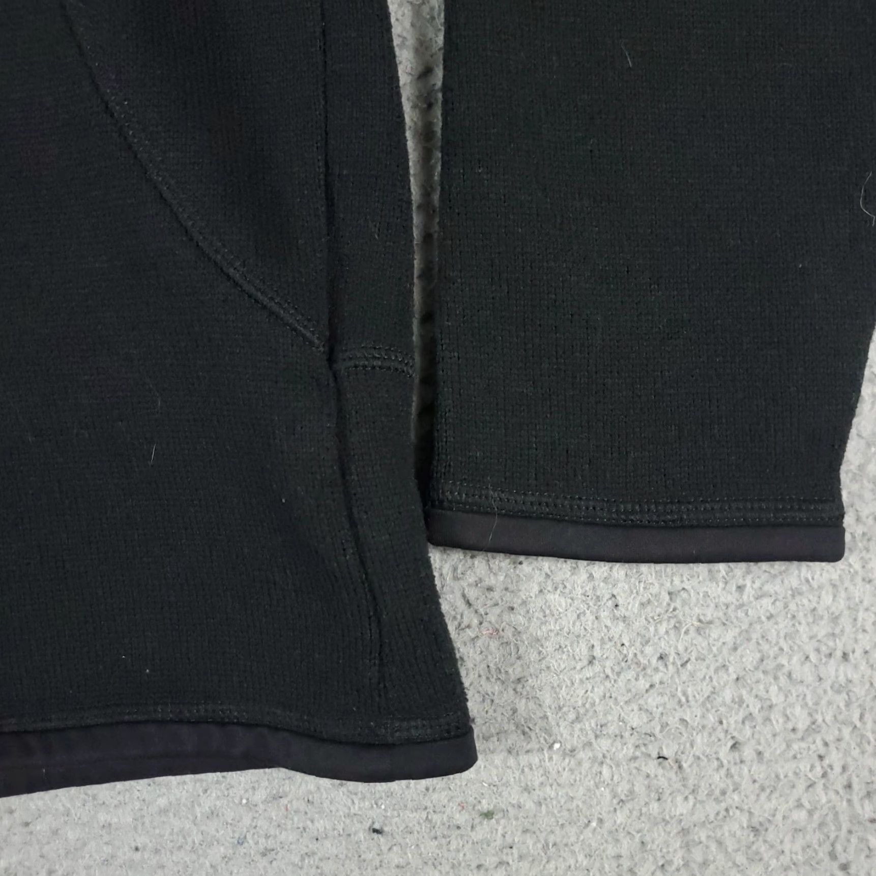 Patagonia Patagonia Sweater Mens Large Black 1/4 Zip Pullover Sweatshirt Knit Pullover Logo Pocket cardigan Size US L / EU 52-54 / 3 - 5 Thumbnail