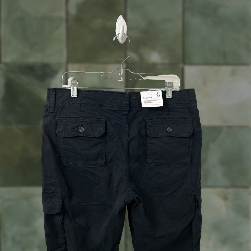 Vintage Goodfellow & Co Cargo Pants Mens 33x30 Black Relaxed Fit Tapered Leg YKK NWT Pants Size US 33 - 1 Thumbnail