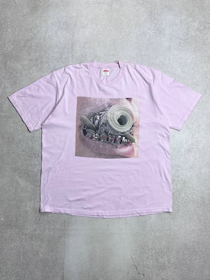 Supreme Supreme FW22 Braces Pink T-shirt XL Made In USA Size US XL / EU 56 / 4 - 1 Thumbnail