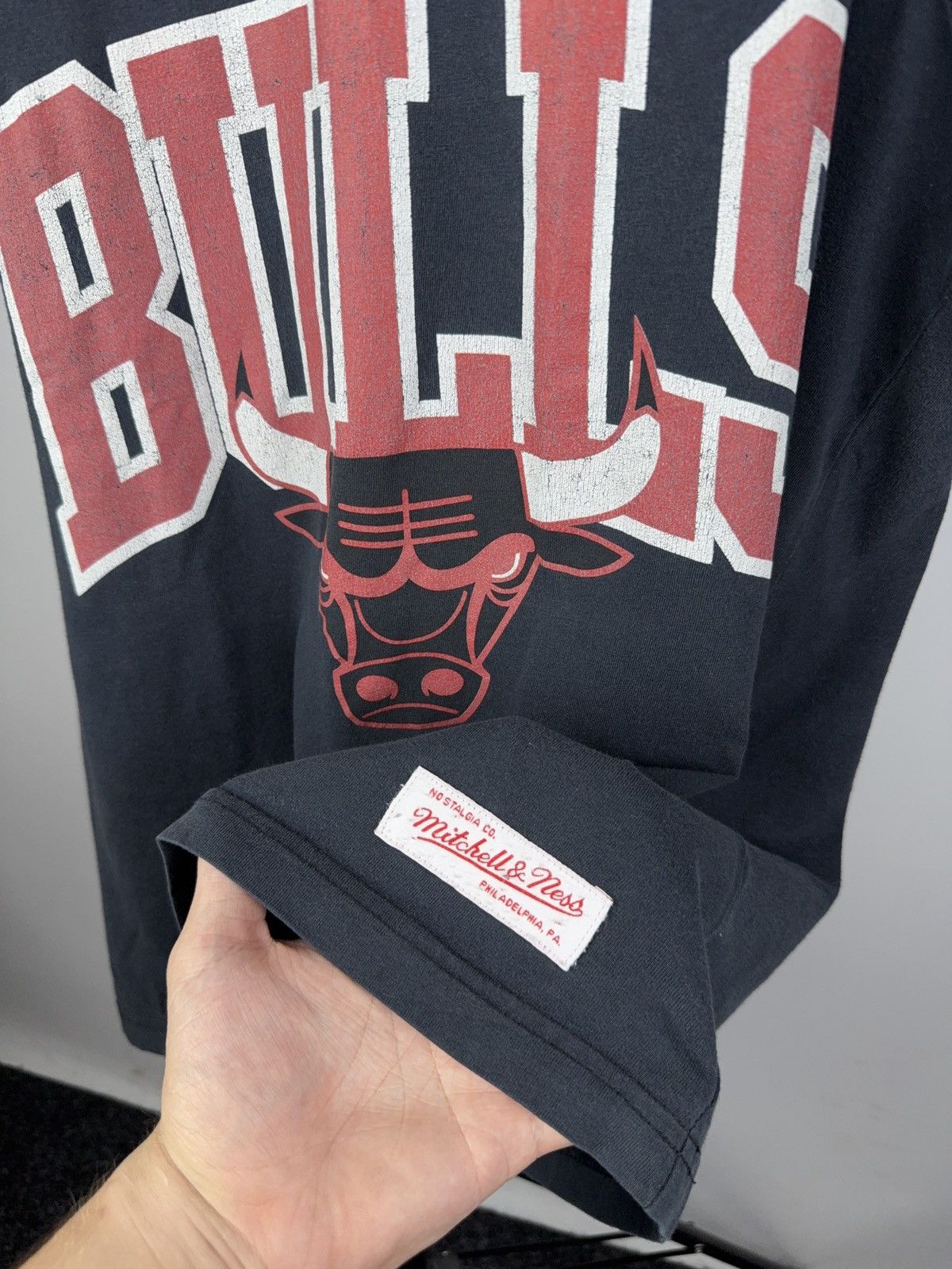 Mitchell & Ness × NBA × Vintage Vintage 00s Mitchell & Ness Chicago Bulls Tank Top Size US M / EU 48-50 / 2 - 3 Thumbnail