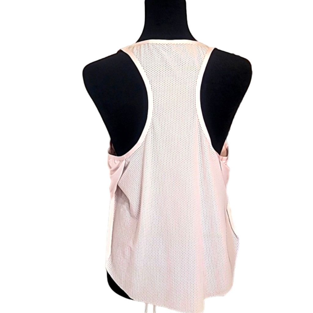 Gymshark RARE 🦈 Gymshark Flow Light Pink Tank Top Size M / US 6-8 / IT 42-44 - 3 Thumbnail