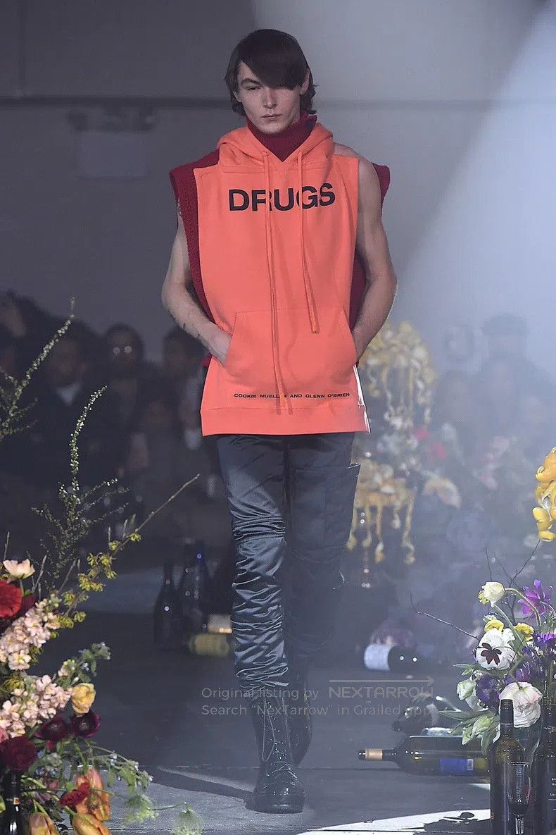 Raf Simons Raf Simons Orange Drugs T-shirt Size US S / EU 44-46 / 1 - 7 Thumbnail