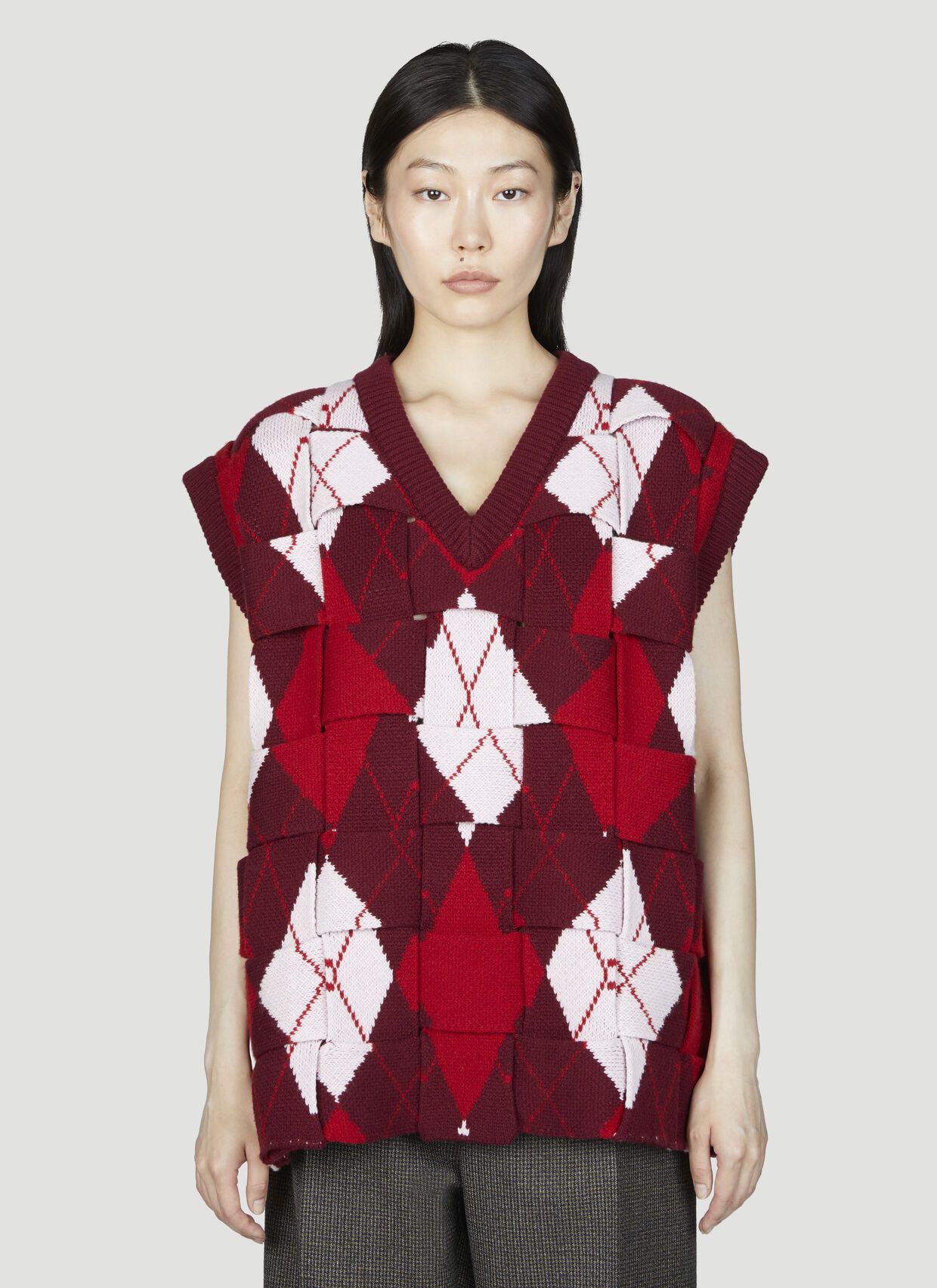 o1n1vont1225 Intreccio Argyle Wool Gilet in Multicolor