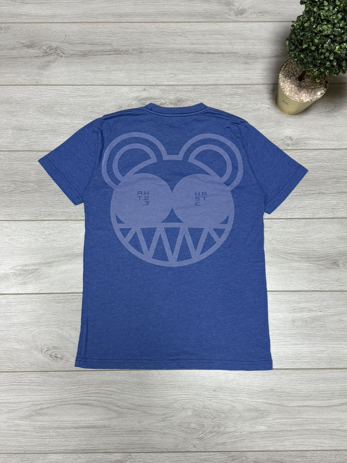 Band Tees Radiohead waste spell out bear tee shirt Size US M / EU 48-50 / 2 - 1 Thumbnail