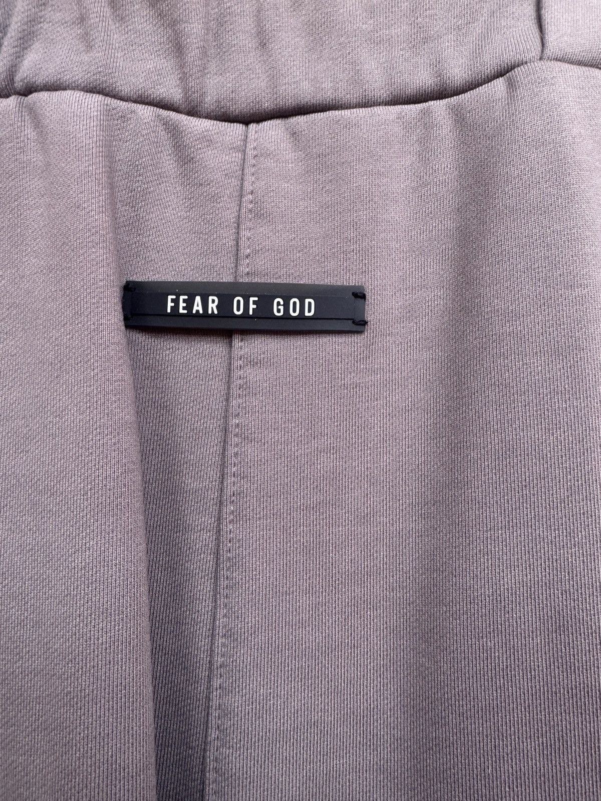 Fear of God Fear of god 6th relaxed iridescent nylon sweatpants Size US 35 - 3 Thumbnail
