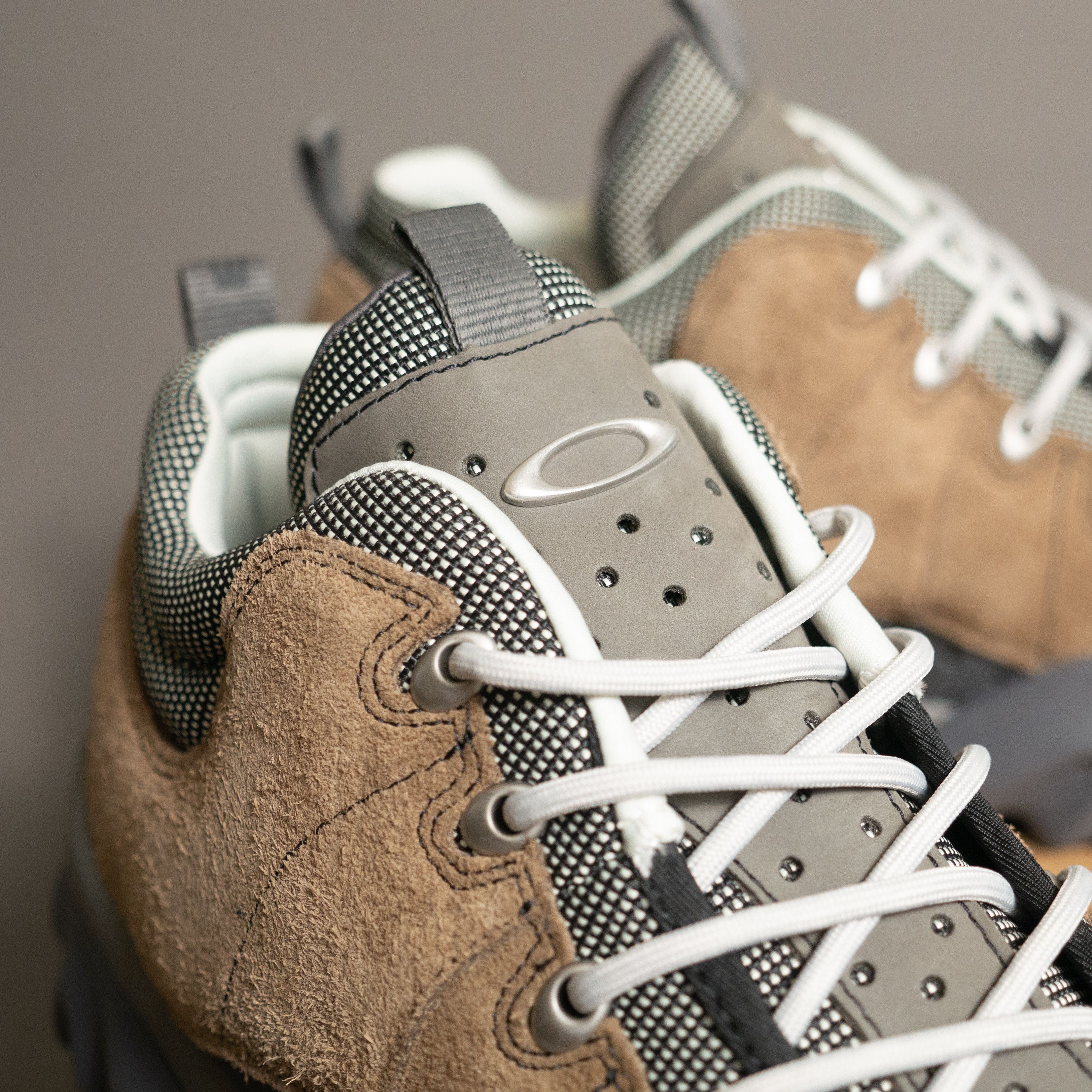 Brain Dead × Oakley Oakley x Brain Dead Edge Boot Cobblestone 11.5 Size US 12.5 / EU 45-46 - 4 Thumbnail