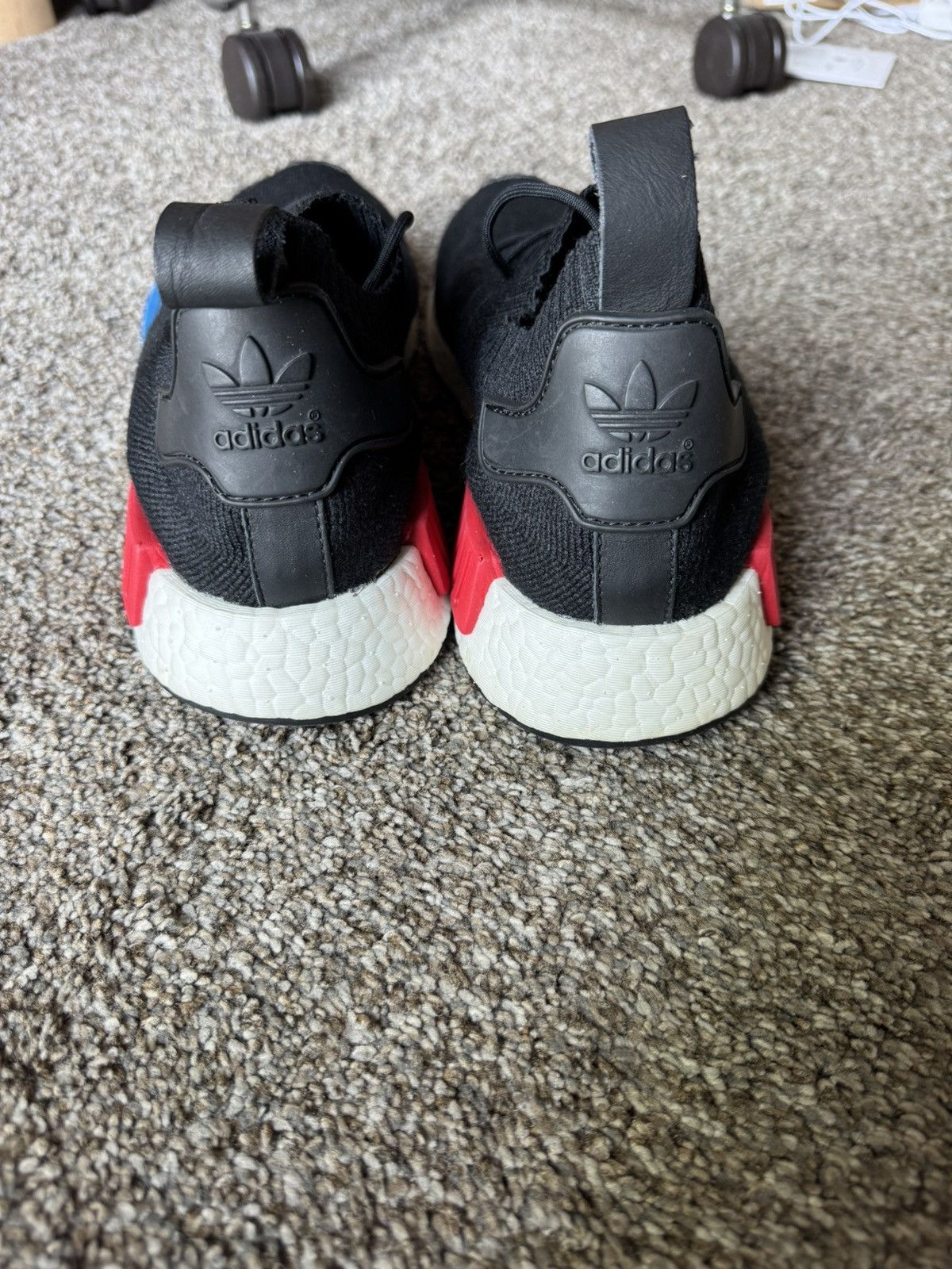 Adidas Adidas NMD R1 (2021) Size US 9.5 / EU 42-43 - 3 Thumbnail