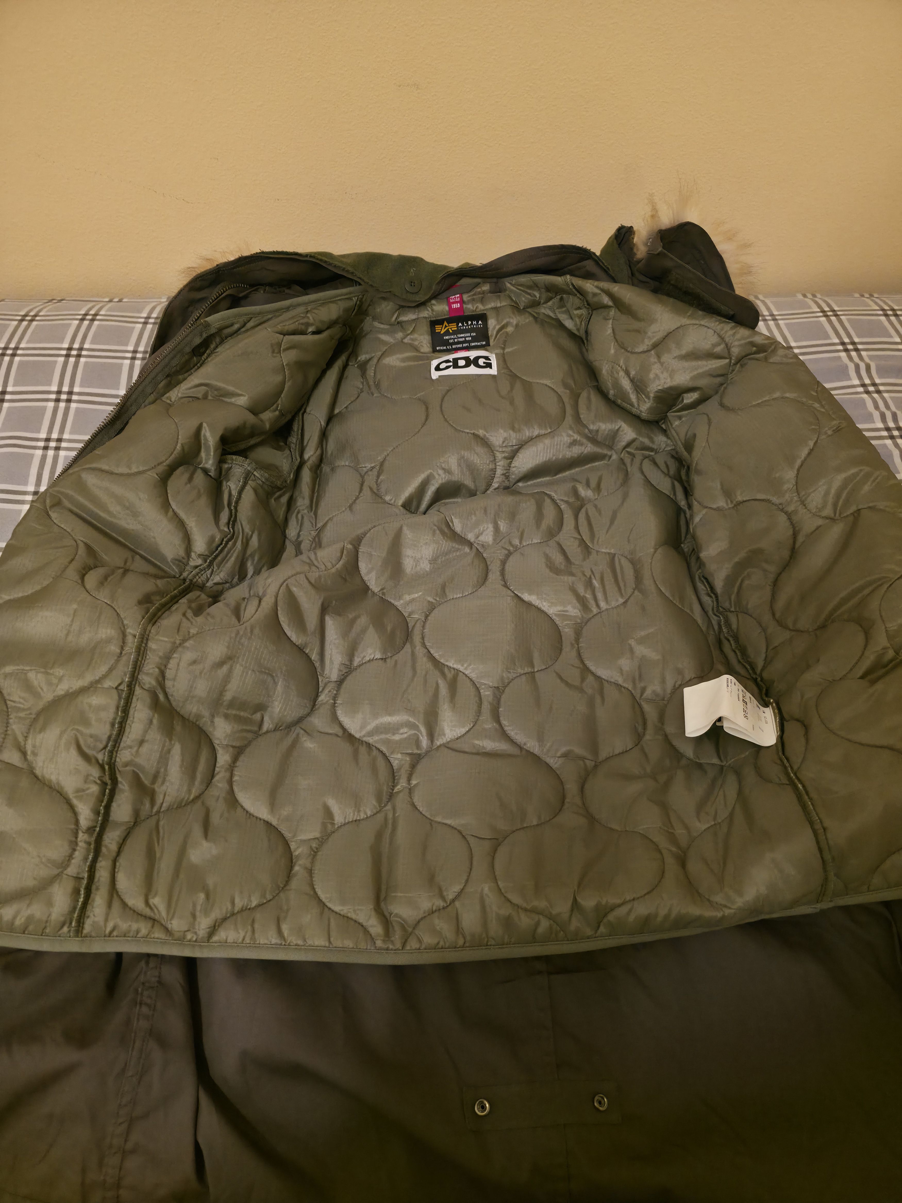 Comme des Garcons CDG x Alpha Industries Fishtail Parka Size US M / EU 48-50 / 2 - 6 Thumbnail