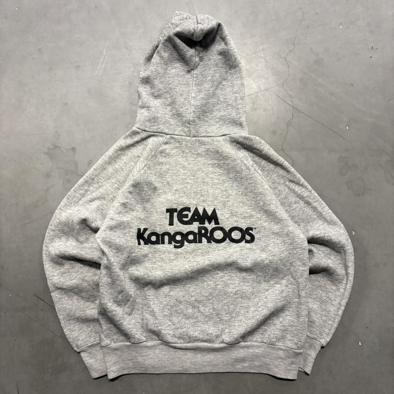KangaROOS Crazy Vintage Y2K/2000s Team KangaROOS Made in USA Grey Hoodie! Size US M / EU 48-50 / 2 - 1 Thumbnail