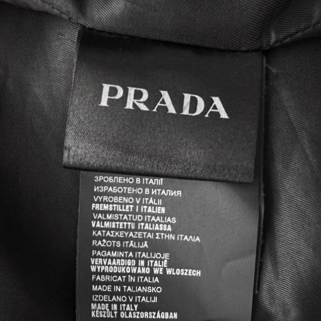 Prada 🧿kulit bison grain leather bomber jacket in black Size US XL / EU 56 / 4 - 5 Thumbnail