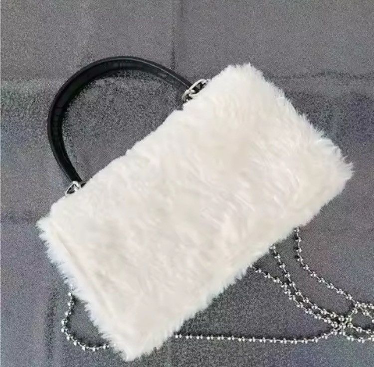 Other Y2K Plush Chain Crossbody Bag – PU Leather Mini Bag Size ONE SIZE - 4 Thumbnail