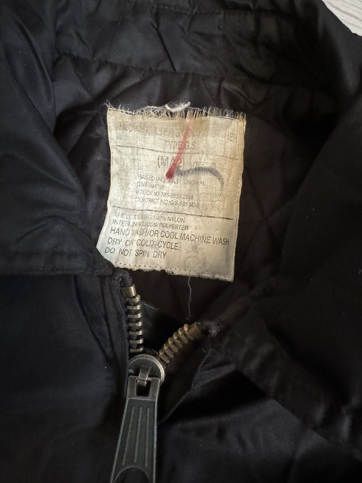 Vintage Vintage CWU Intermediate Oversize MA2 Bomber Jacket Size US XL / EU 56 / 4 - 5 Thumbnail
