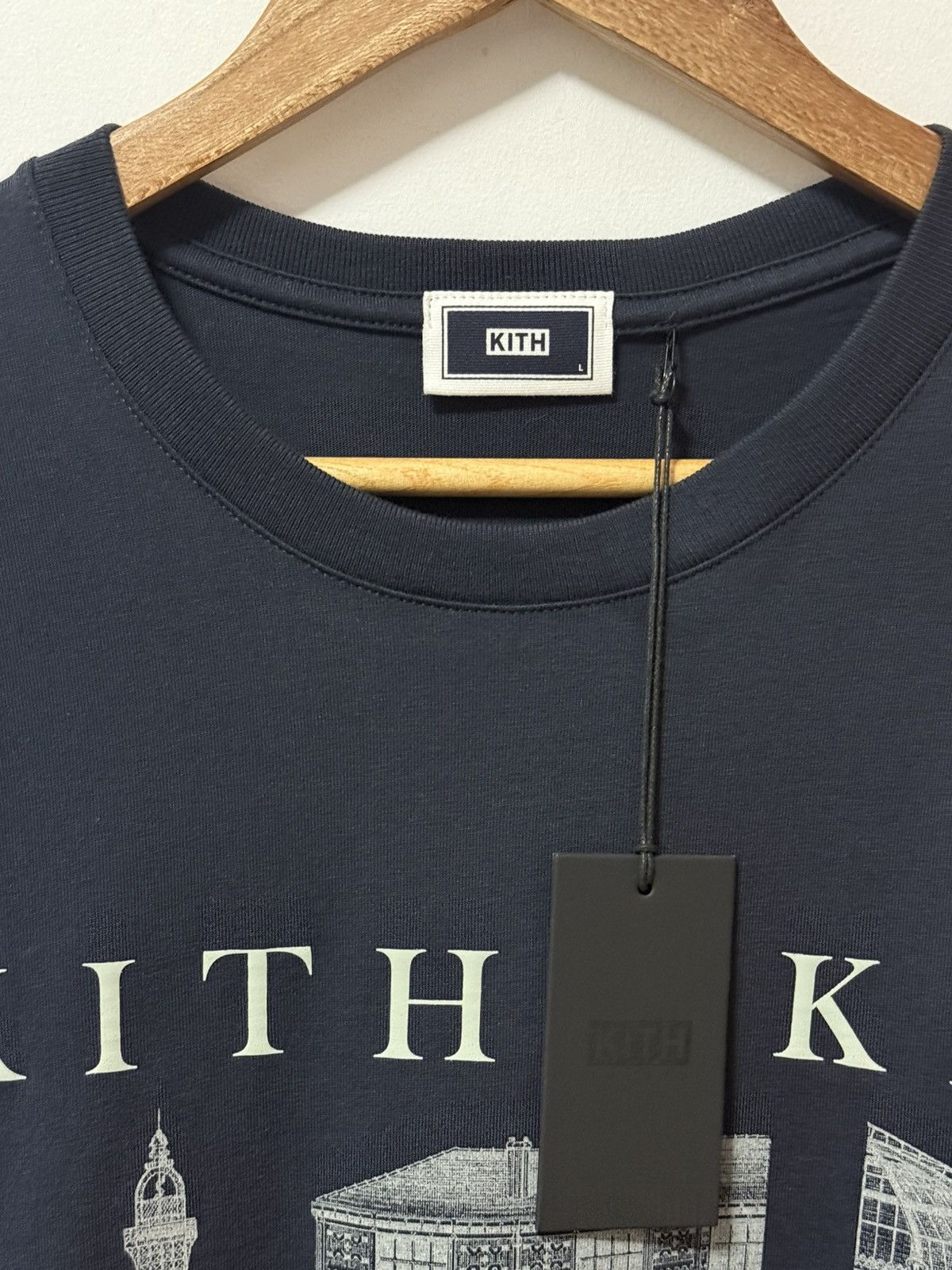 Other Kith Paris Eiffel Tower Tee With Tags Size US L / EU 52-54 / 3 - 7 Thumbnail