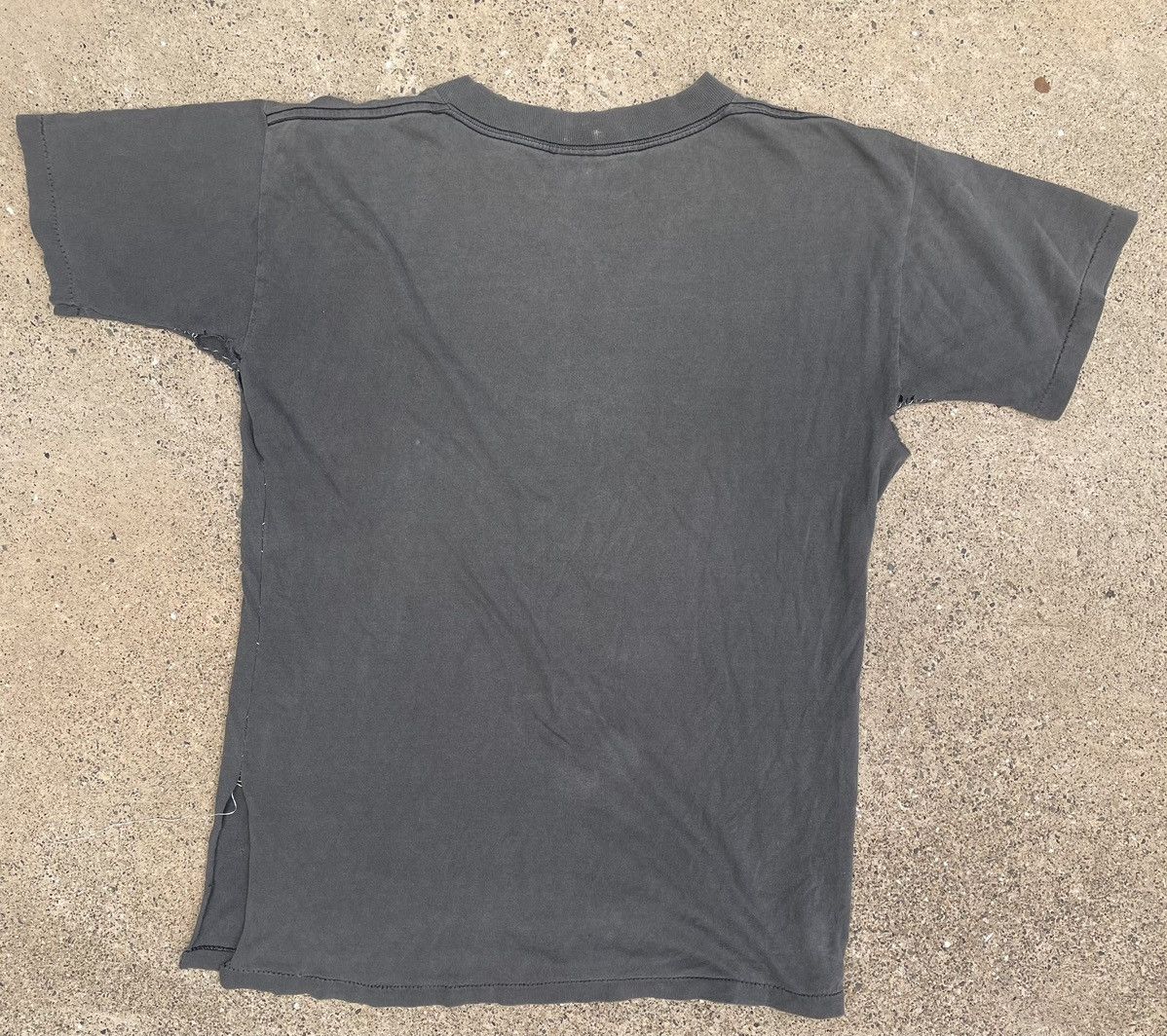 Band Tees Iron Maiden VTG 1997 band distressed Tshirt Size US M / EU 48-50 / 2 - 5 Thumbnail