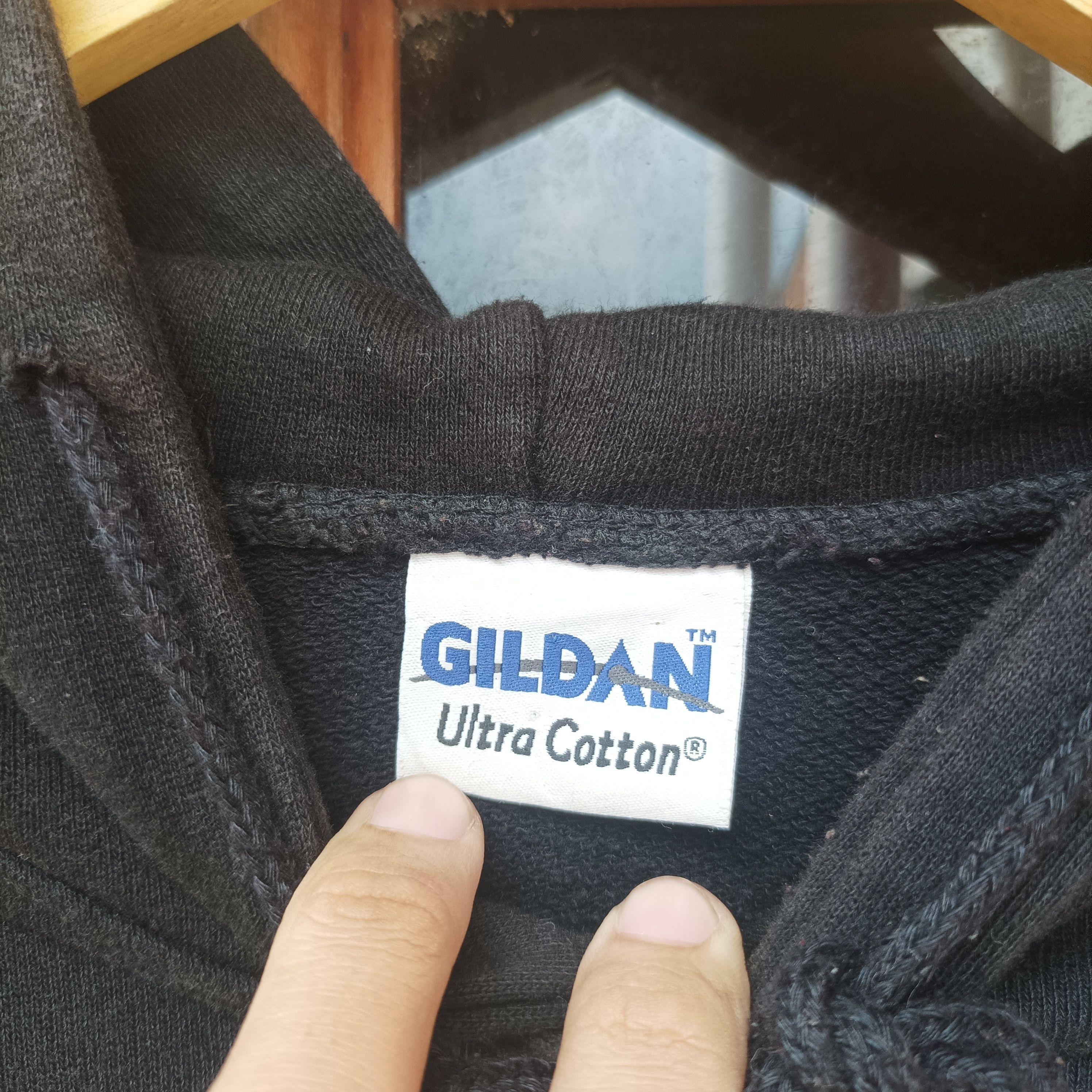 Tommy Hilfiger VINTAGE TOMMY HILFIGGER BOOTLEG Size US XL / EU 56 / 4 - 2 Thumbnail