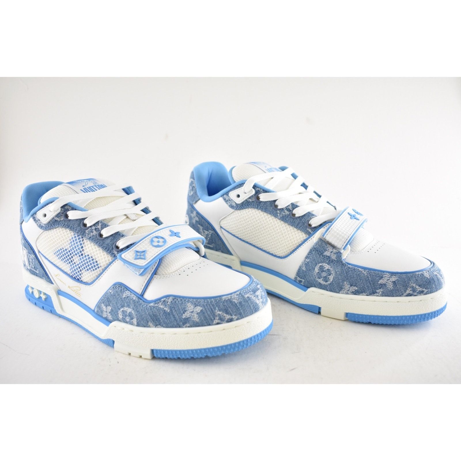Louis Vuitton Louis Vuitton Denim Blue Monogram White LV Low Top Size US 10 / EU 43 - 6 Thumbnail