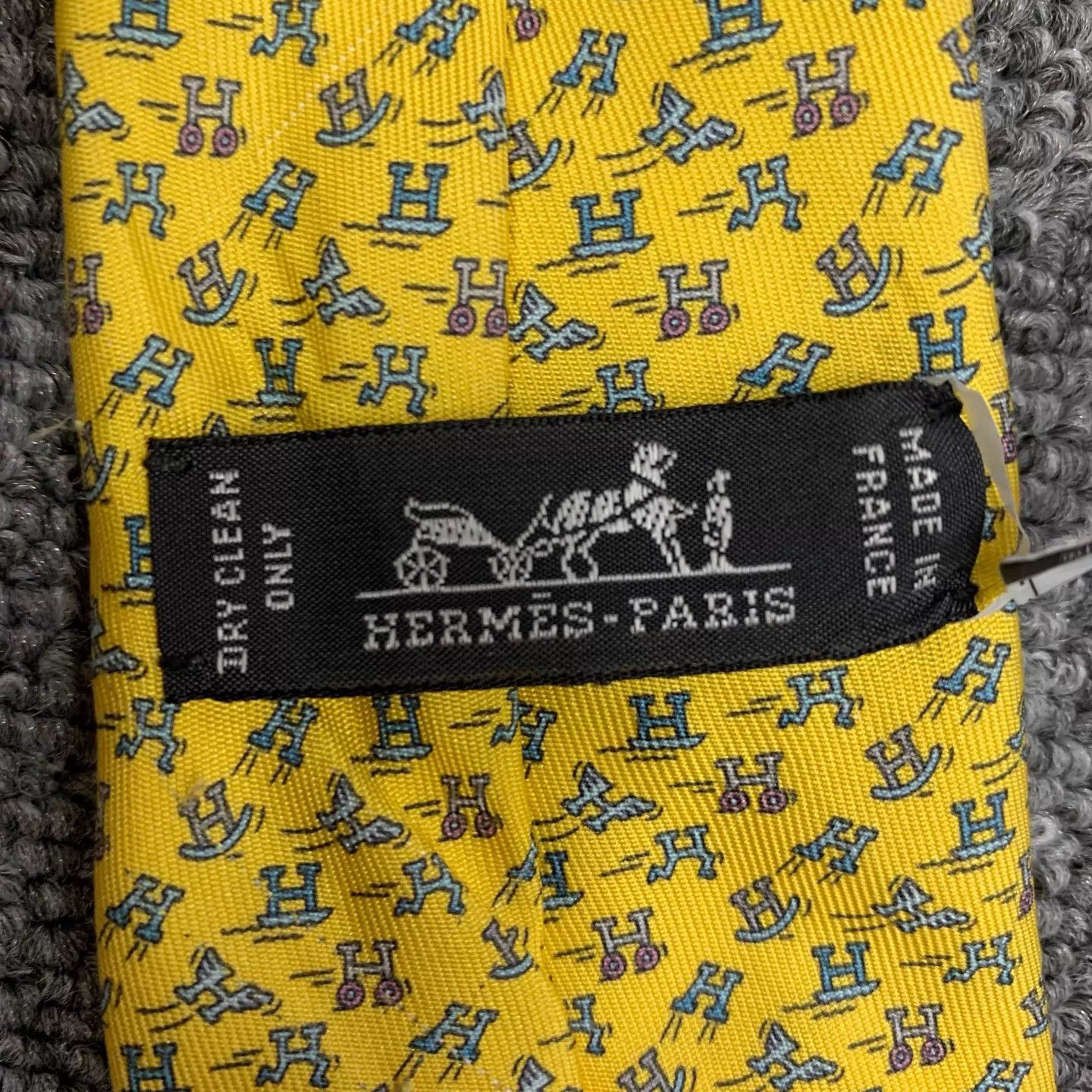 Hermes Hermes Yellow H All-Over Print Silk Tie 9/10 w/ Box Size ONE SIZE - 6 Thumbnail