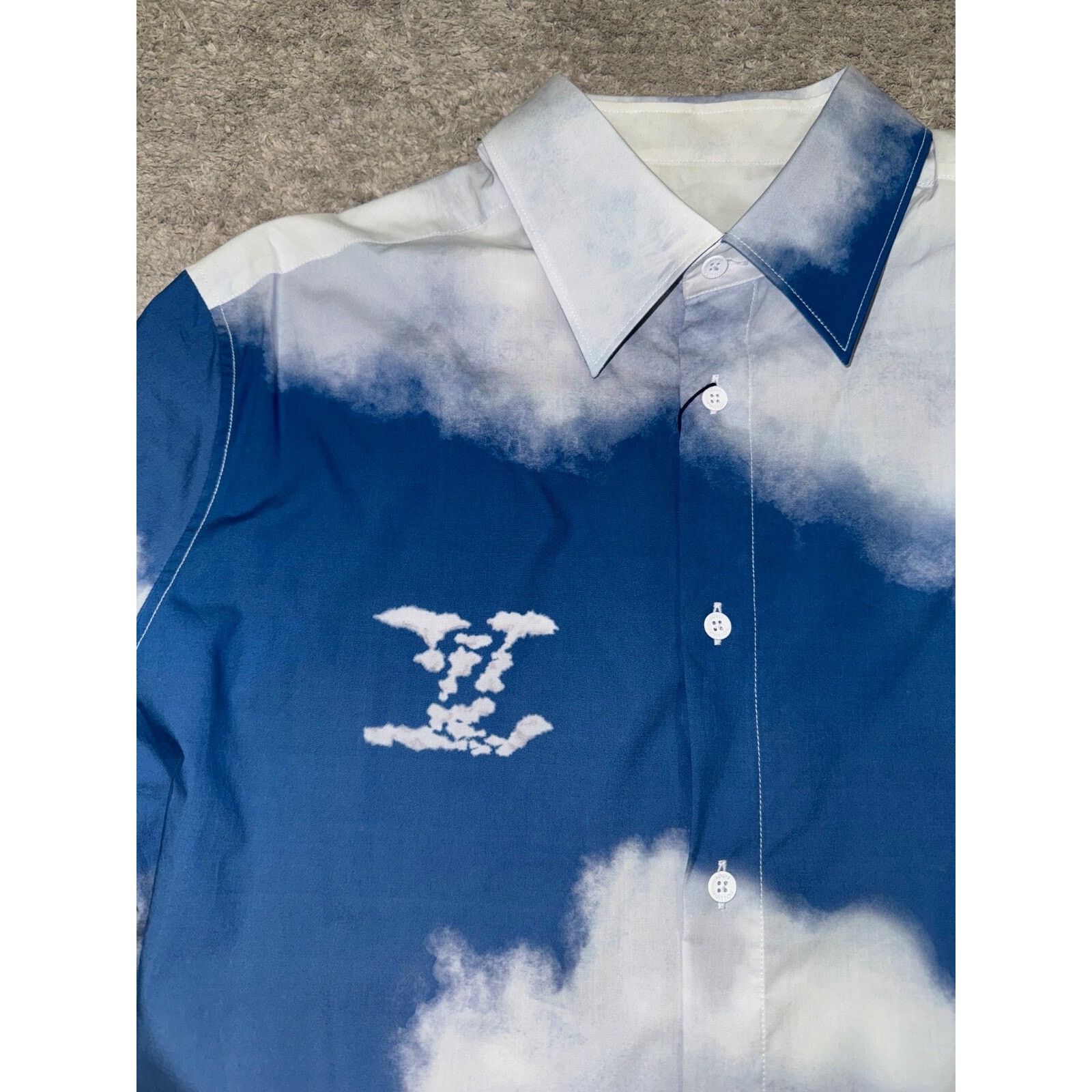 Louis Vuitton Louis Vuitton Clouds Blue White Logo Long Sleeve Button Up Size US L / EU 52-54 / 3 - 6 Thumbnail