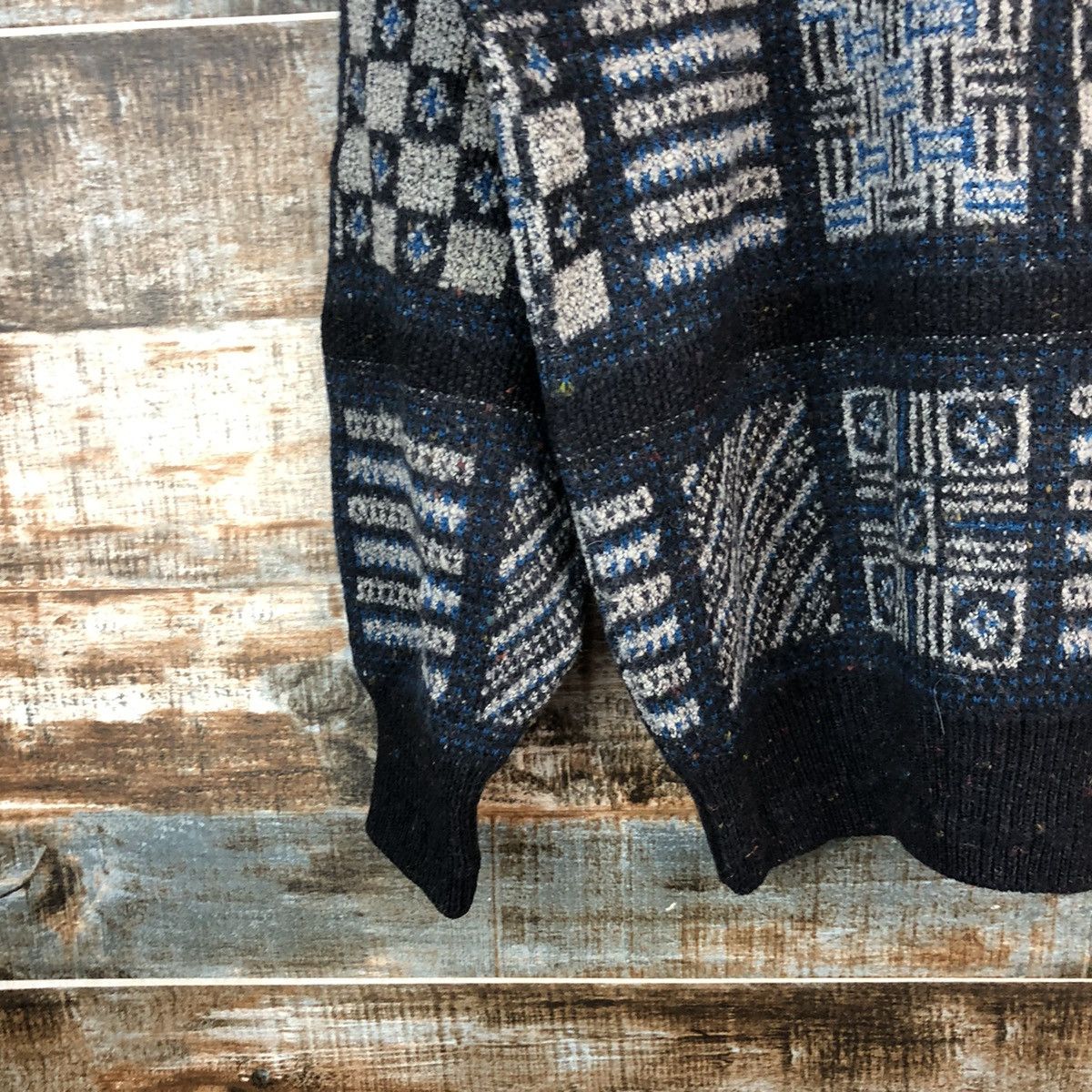 Vintage Italian vintage art Sweater Black Knitwear #A2185 Size US M / EU 48-50 / 2 - 7 Thumbnail
