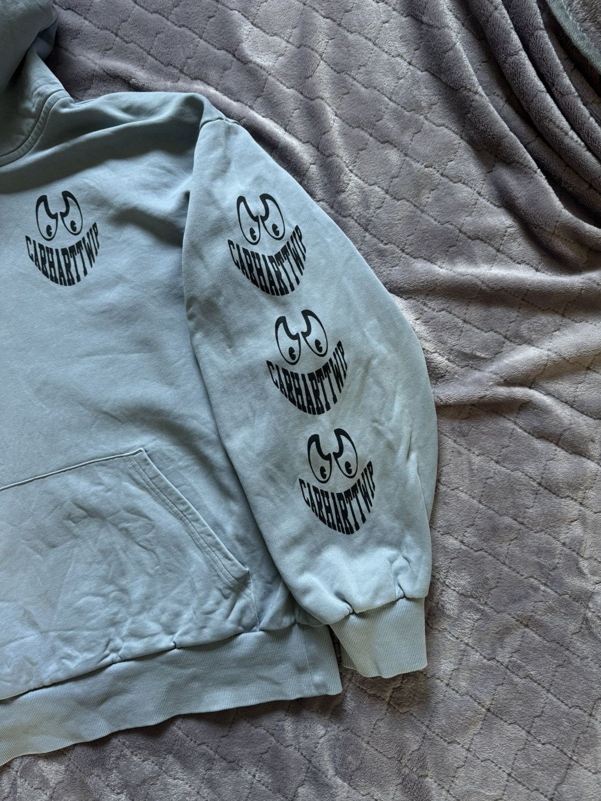 Carhartt × Carhartt Wip × Vintage Vintage Carhartt Wip Hooded Grin Sweat Hoodie Size US S / EU 44-46 / 1 - 8 Thumbnail
