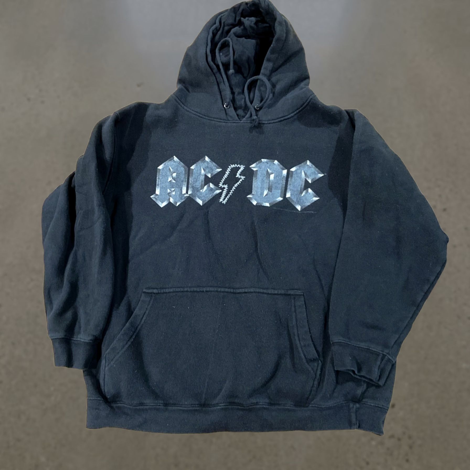 Vintage VINTAGE ACDC Thunder Black Hoodie M Men Pullover Hooded 90s Retro Logo Sweatshirt Size US M / EU 48-50 / 2 - 1 Thumbnail