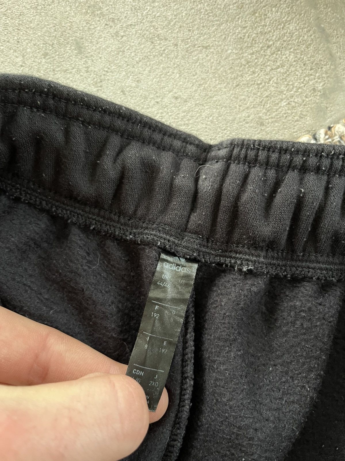 Adidas Vintage Adidas Black Minimalistic sportswear Y2K Sweatpants Size US 34 / EU 50 - 16 Thumbnail