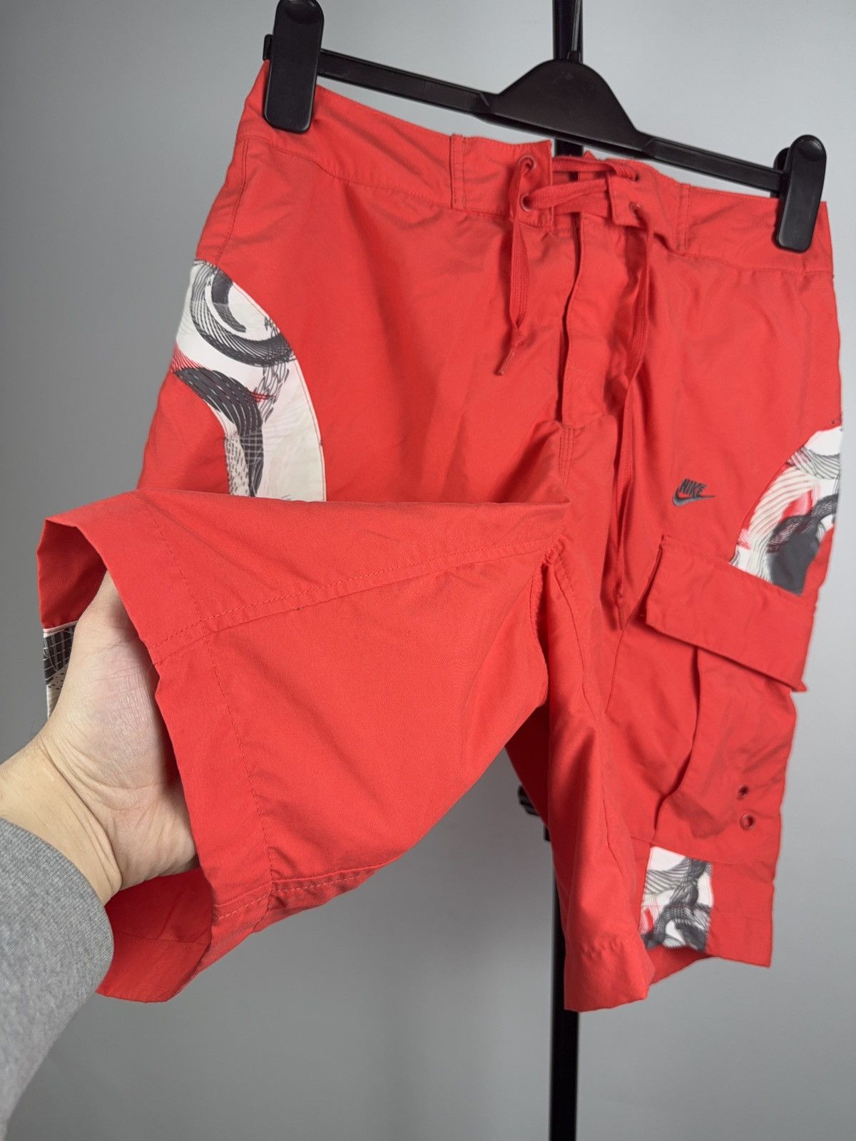 Nike 00s Vintage Nike Board Shorts Red Cargo Surf Y2K Size 30 Size US 30 / EU 46 - 5 Thumbnail