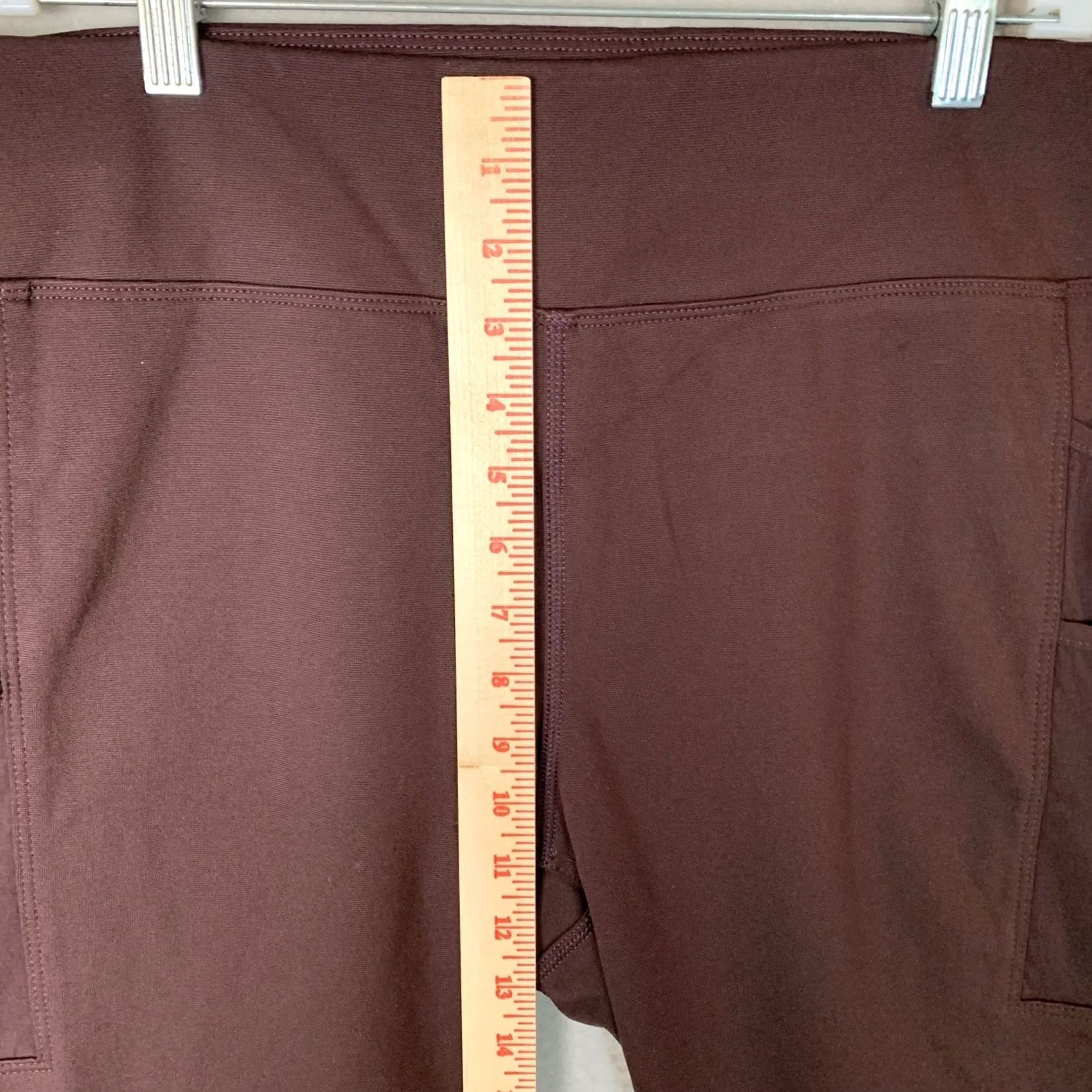 Carhartt Carhartt Leggings Women XL Brown Maroon Force Fitted Lightweight Utility 103609 Size 40" / US 18 - 7 Thumbnail