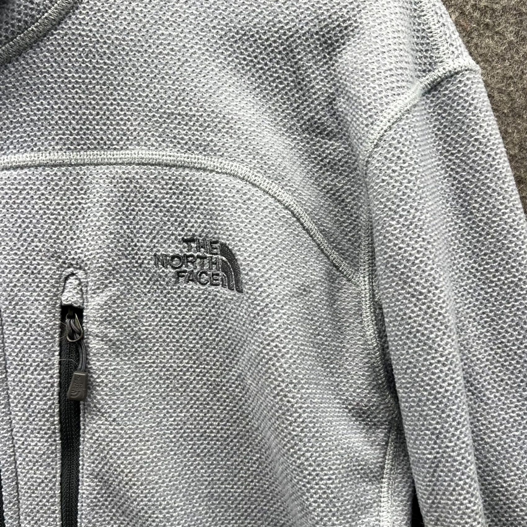The North Face VINTAGE The North Face Sweater Jacket Mens L Full Zip Grey Fleece Textured Waffle Knit Size US L / EU 52-54 / 3 - 4 Thumbnail