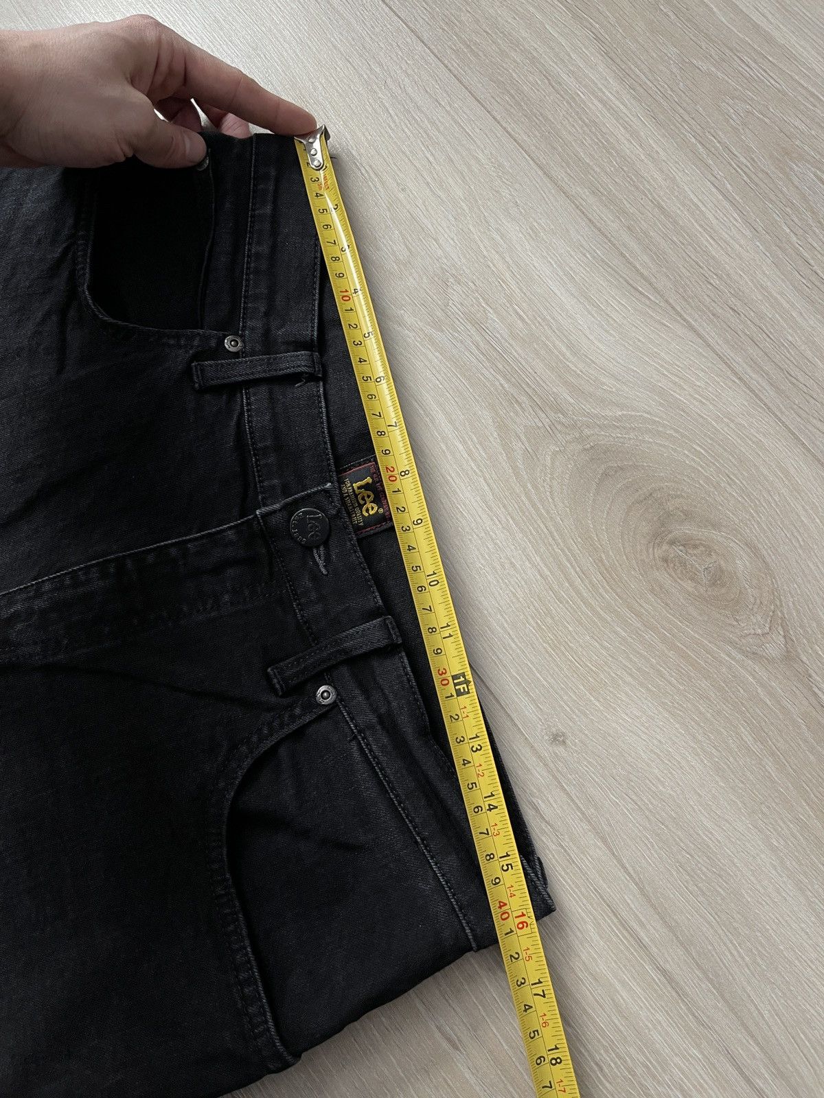 Lee Lee jeans black denim 33/30 Size US 33 - 9 Thumbnail