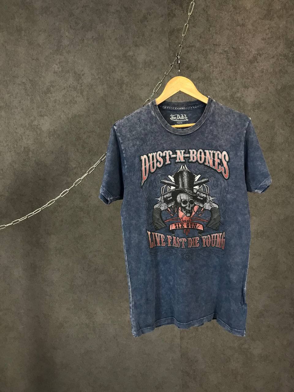 Designer Von Dutch designer skull made in USA distressed tee Size US M / EU 48-50 / 2 - 1 Thumbnail