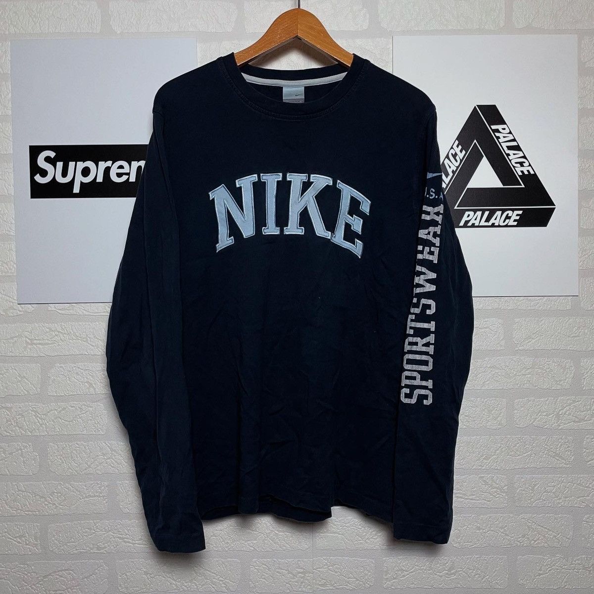 Nike × Vintage Nike Vintage longsleeve spellout crewneck big logo Size US L / EU 52-54 / 3 - 1 Thumbnail