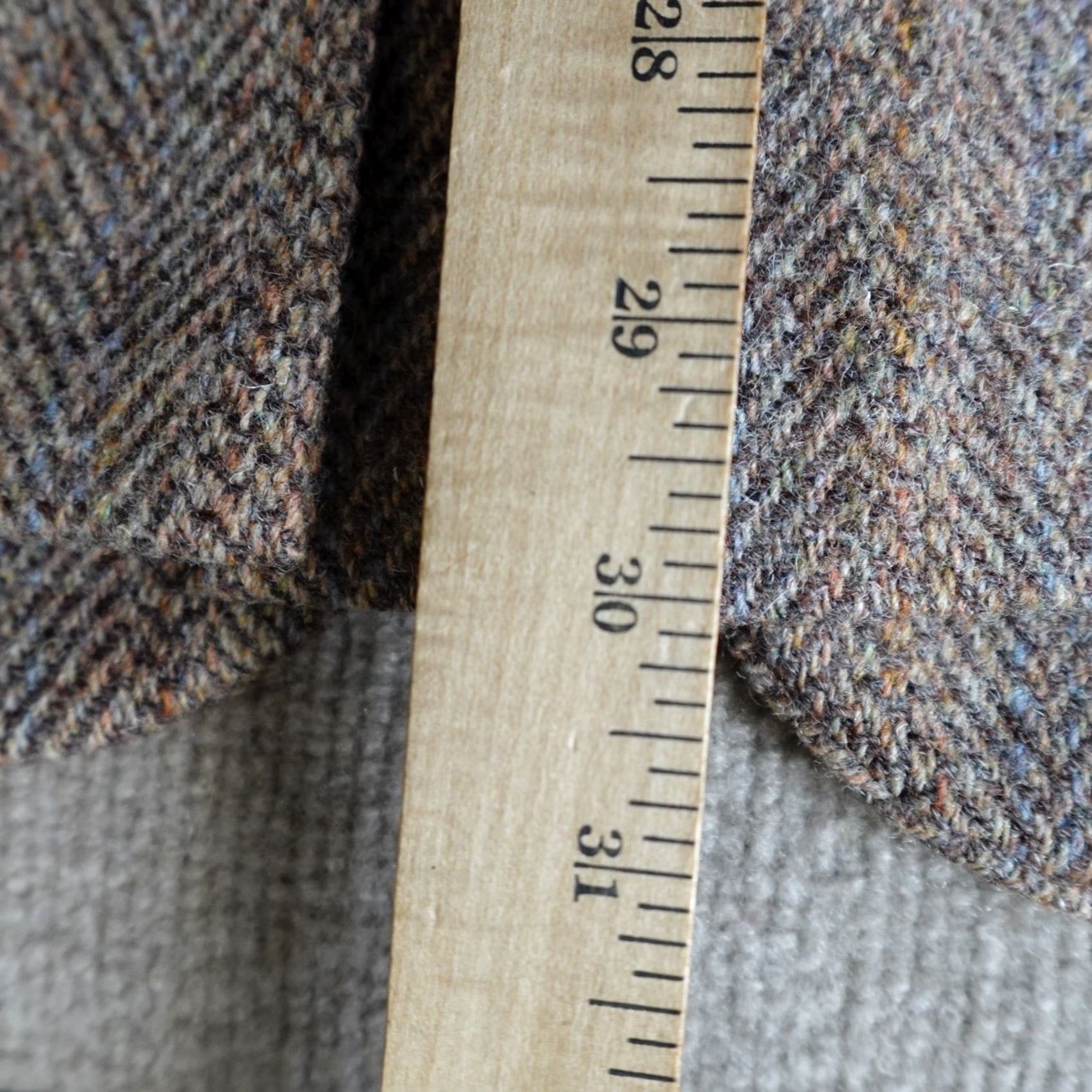 Harris Tweed VINTAGE Harris Tweed Sport Coat 42R Beige Herringbone Tweed Two-Button Blazer Mens Size 42R - 6 Thumbnail