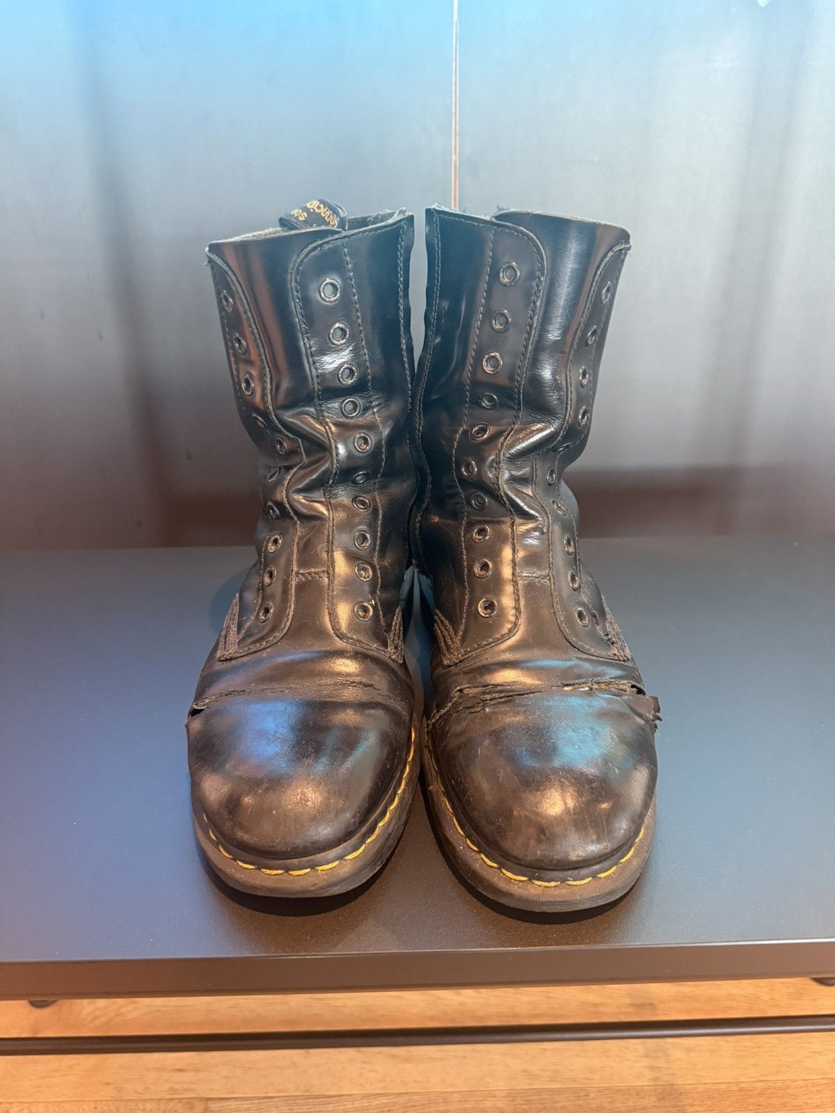 Dr. Martens × Vetements Vetements x Doc Martens SS17 Boots Size US 9 / EU 42 - 3 Thumbnail