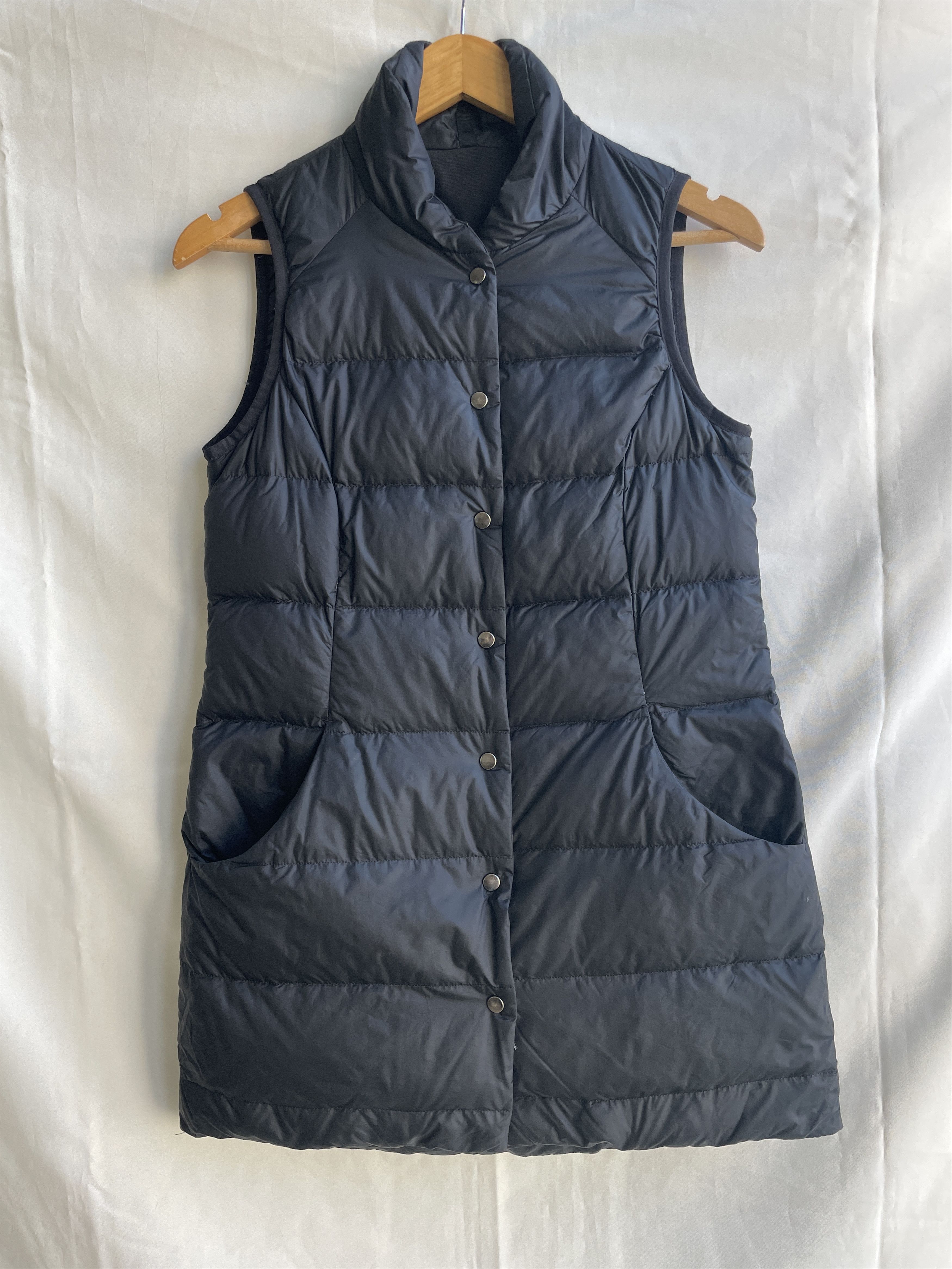Lululemon Lululemon All Days Puffer Down Black Womens Vest Size M / US 6-8 / IT 42-44 - 1 Thumbnail