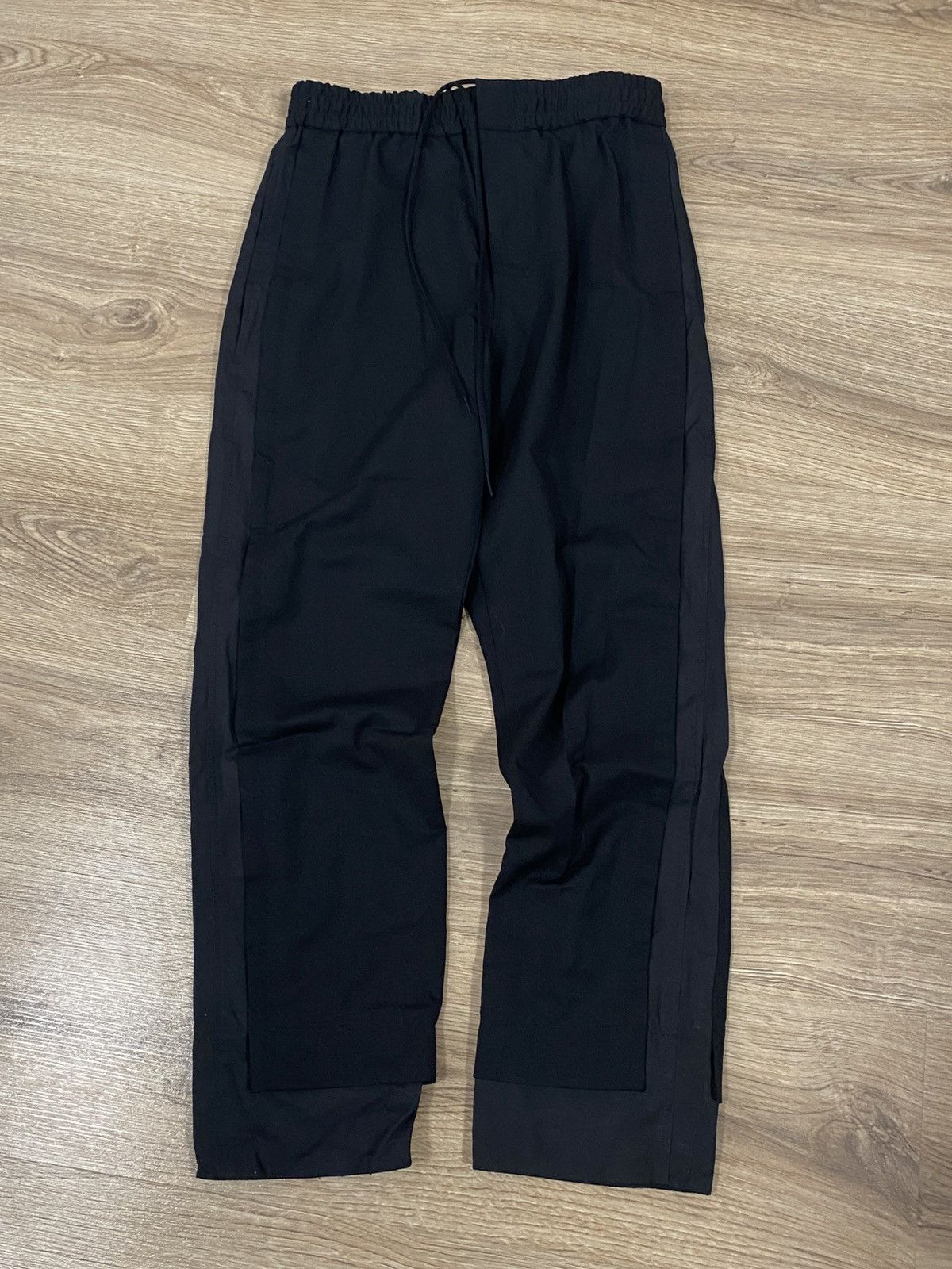 Y-3 Adidas Y-3 Yohji Yamamoto Black Trousers Size: 2XS Size 25" / US 0 / IT 36 - 1 Thumbnail